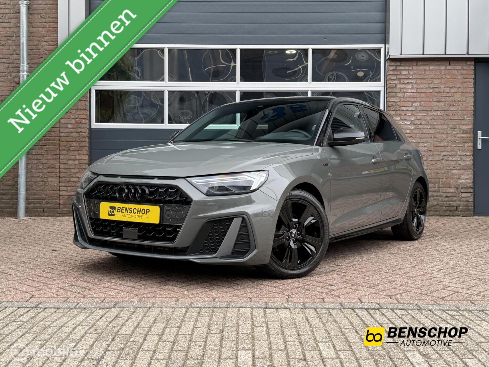 Audi A1 Sportback 30 TFSI S Line Carplay Climate Cruise LED PDC 2019 - voorkant