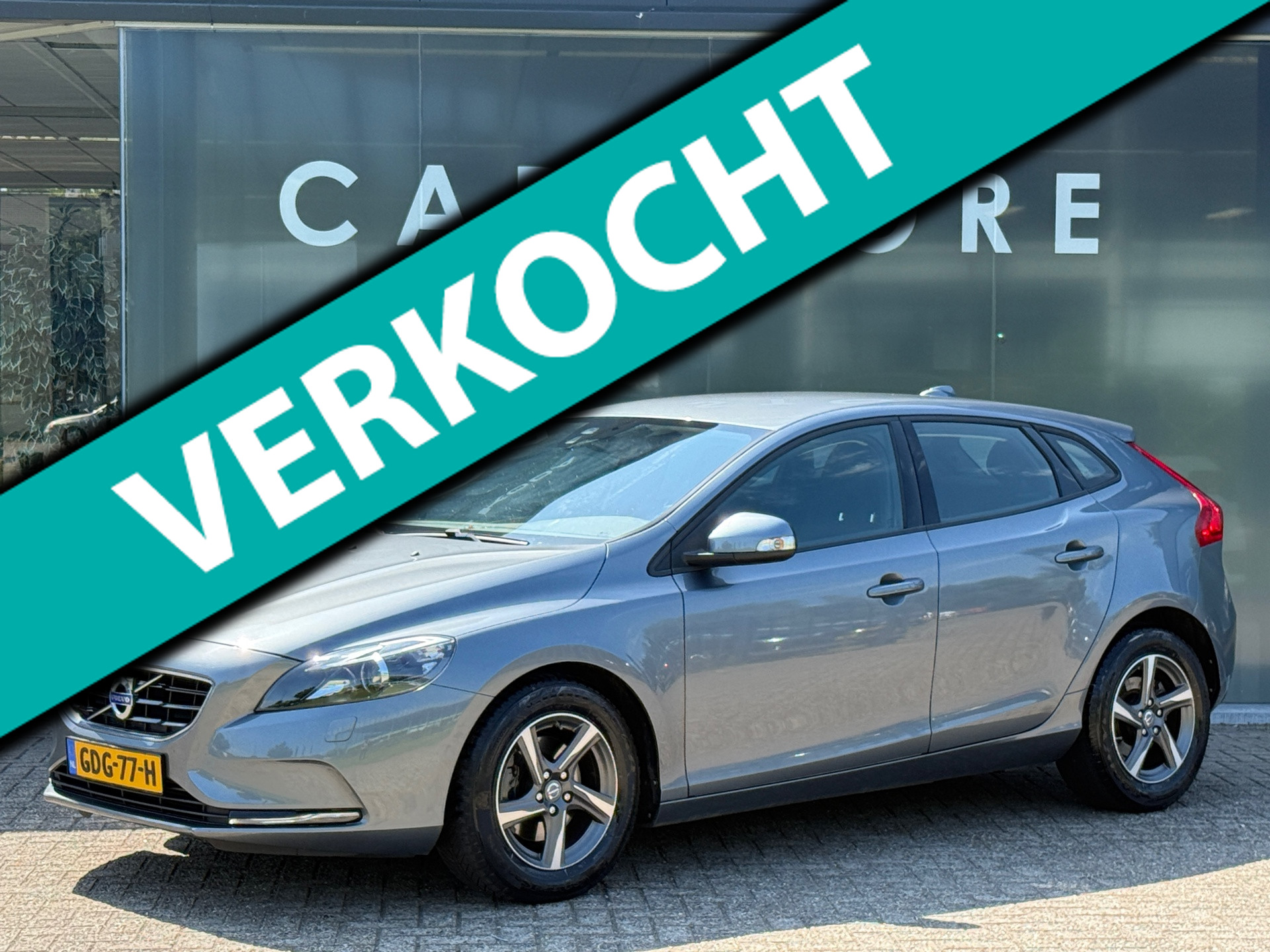 Volvo V40 1.6 T2 Momentum 2014 - voorkant