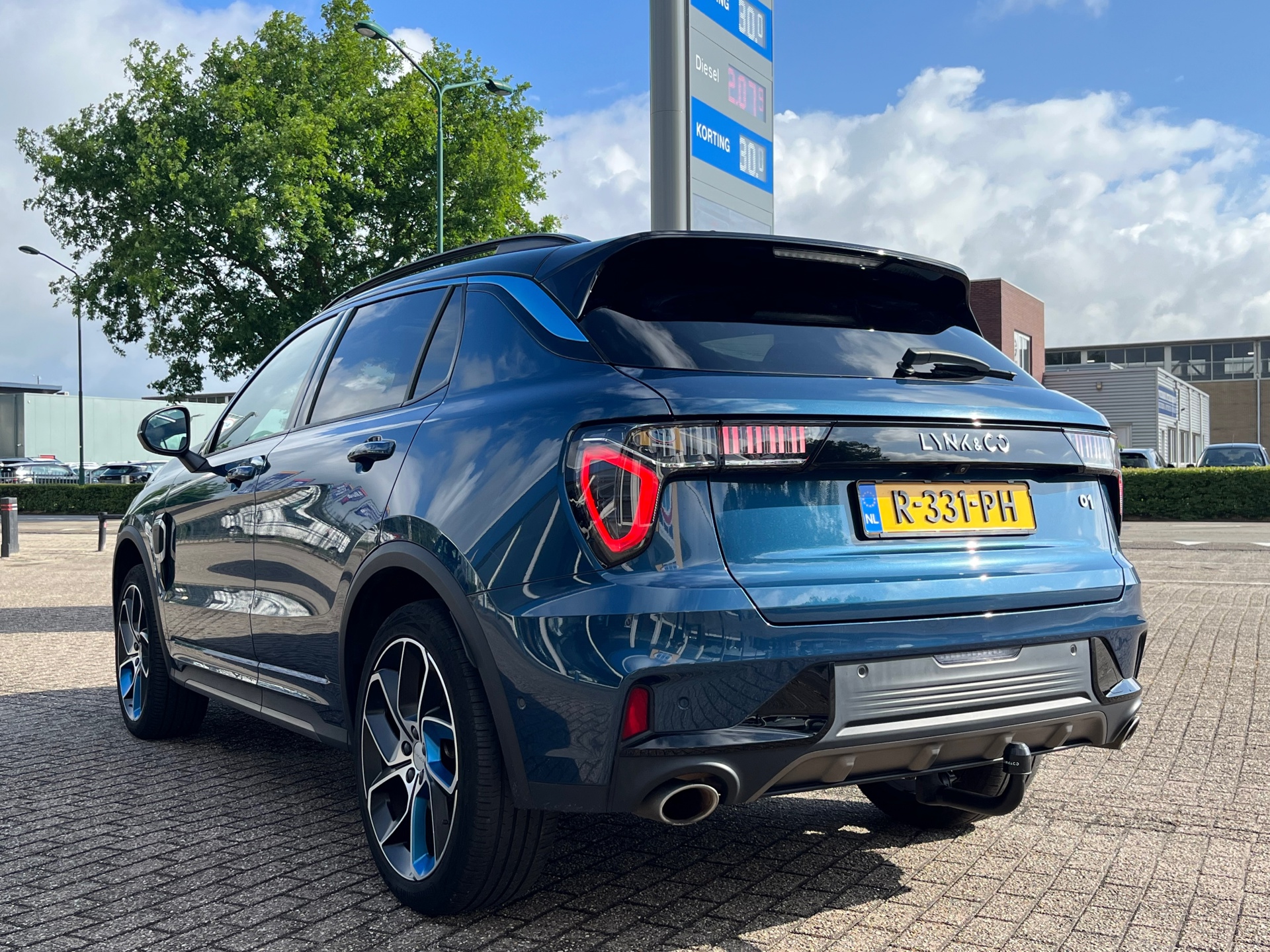 Foto van Lynk&co LYNK & Co 01