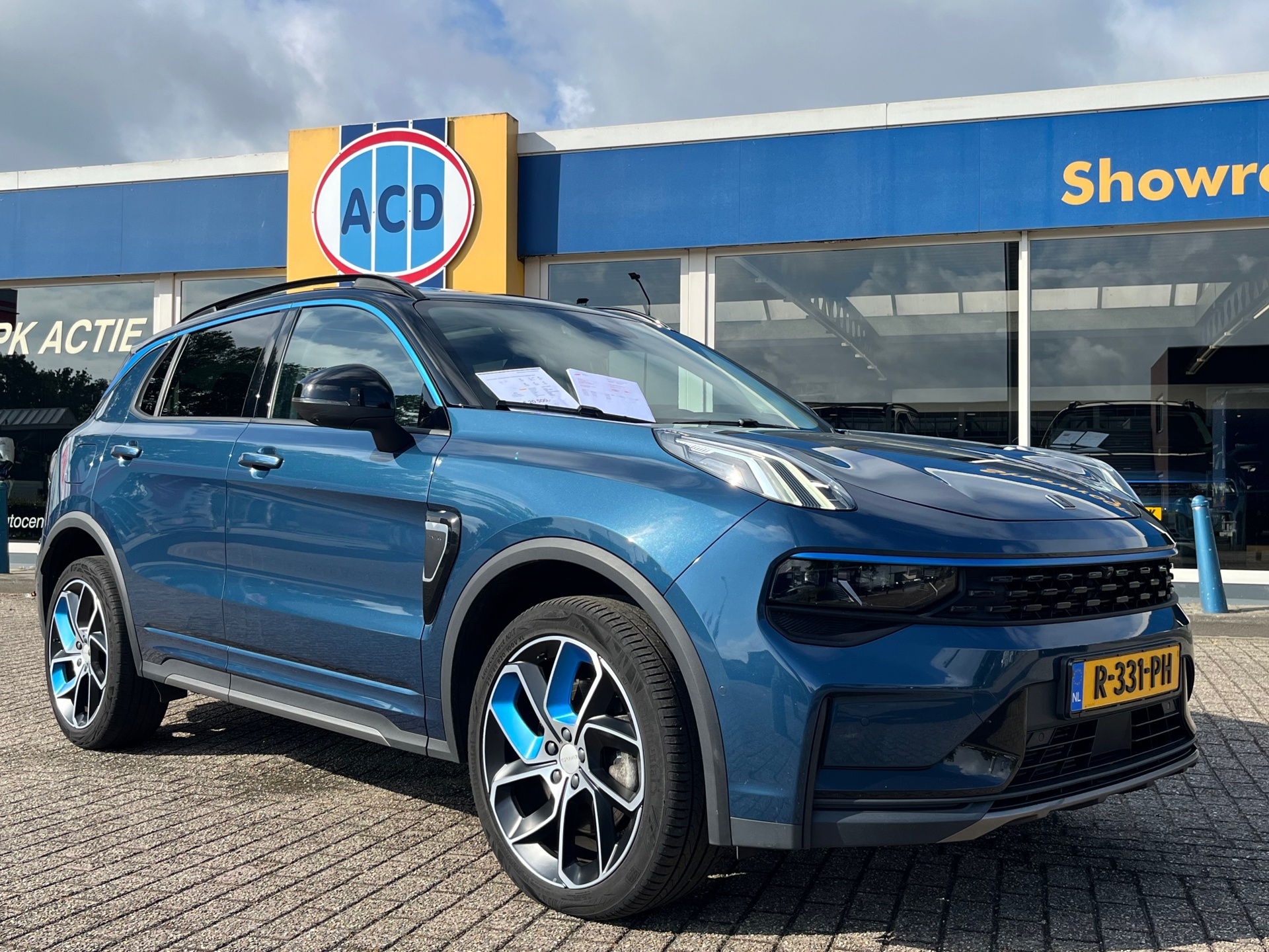 Foto van Lynk&co LYNK & Co 01