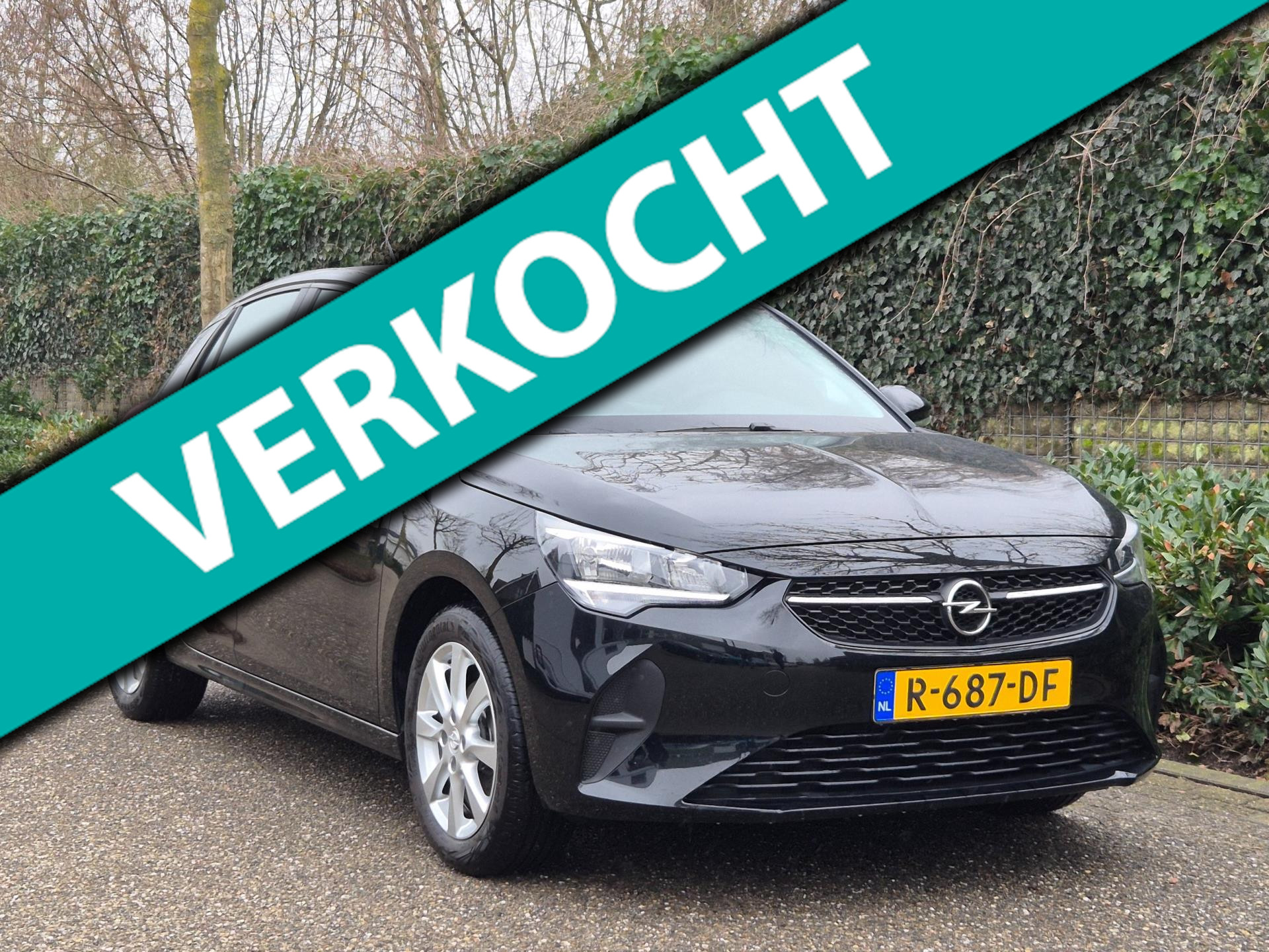 Opel Corsa 1.2 Edition 2022 - voorkant