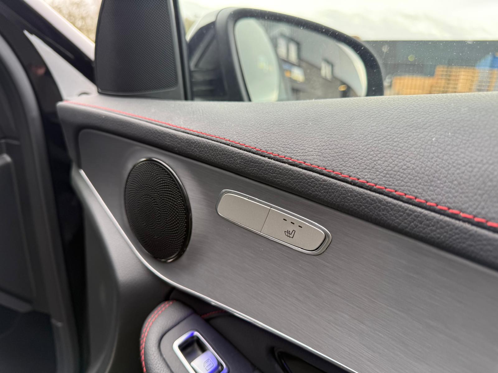 Foto van Mercedes-Benz GLC 300 E 4Matic
