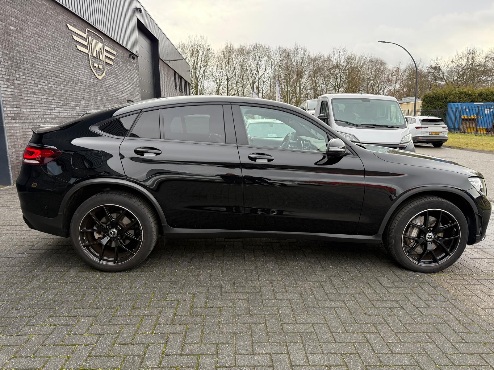 Foto van Mercedes-Benz GLC 300 E 4Matic