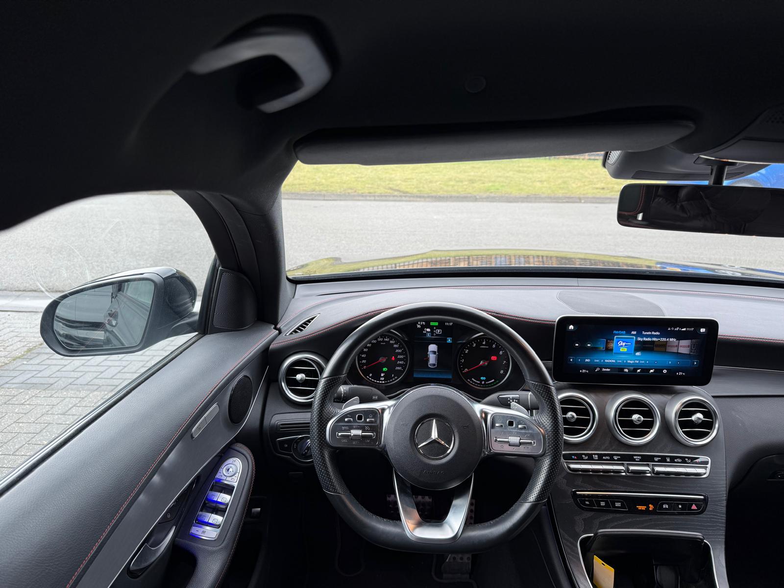 Foto van Mercedes-Benz GLC 300 E 4Matic