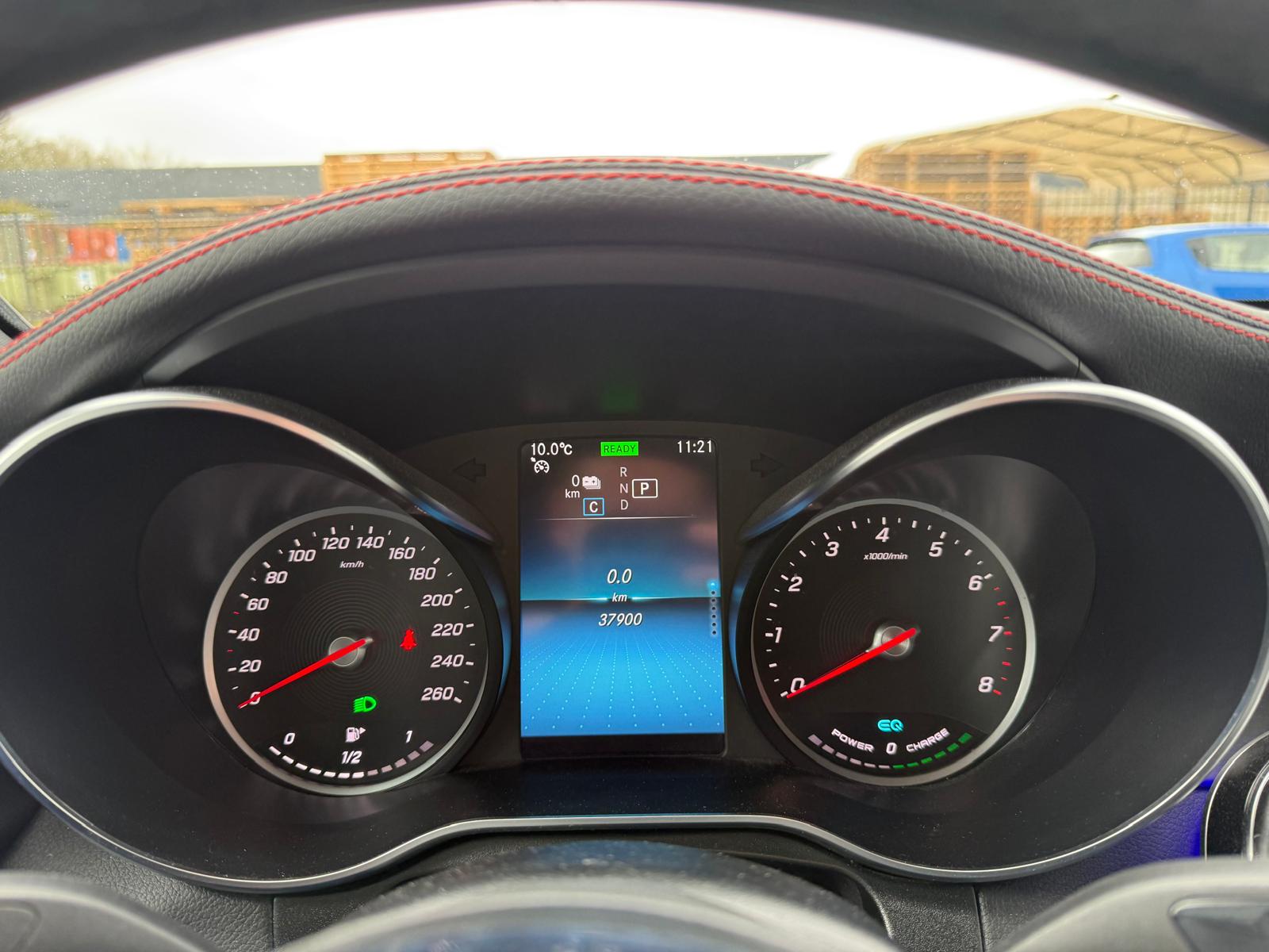 Foto van Mercedes-Benz GLC 300 E 4Matic