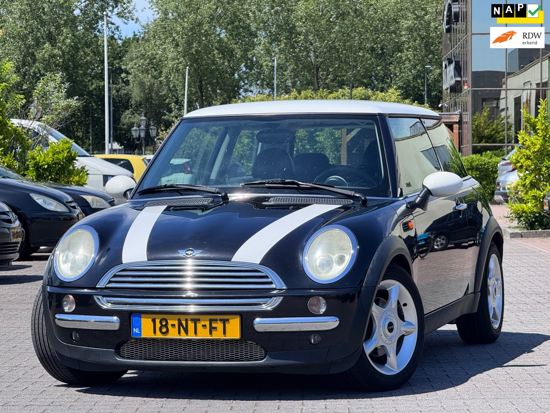 Foto van MINI MINI COOPER