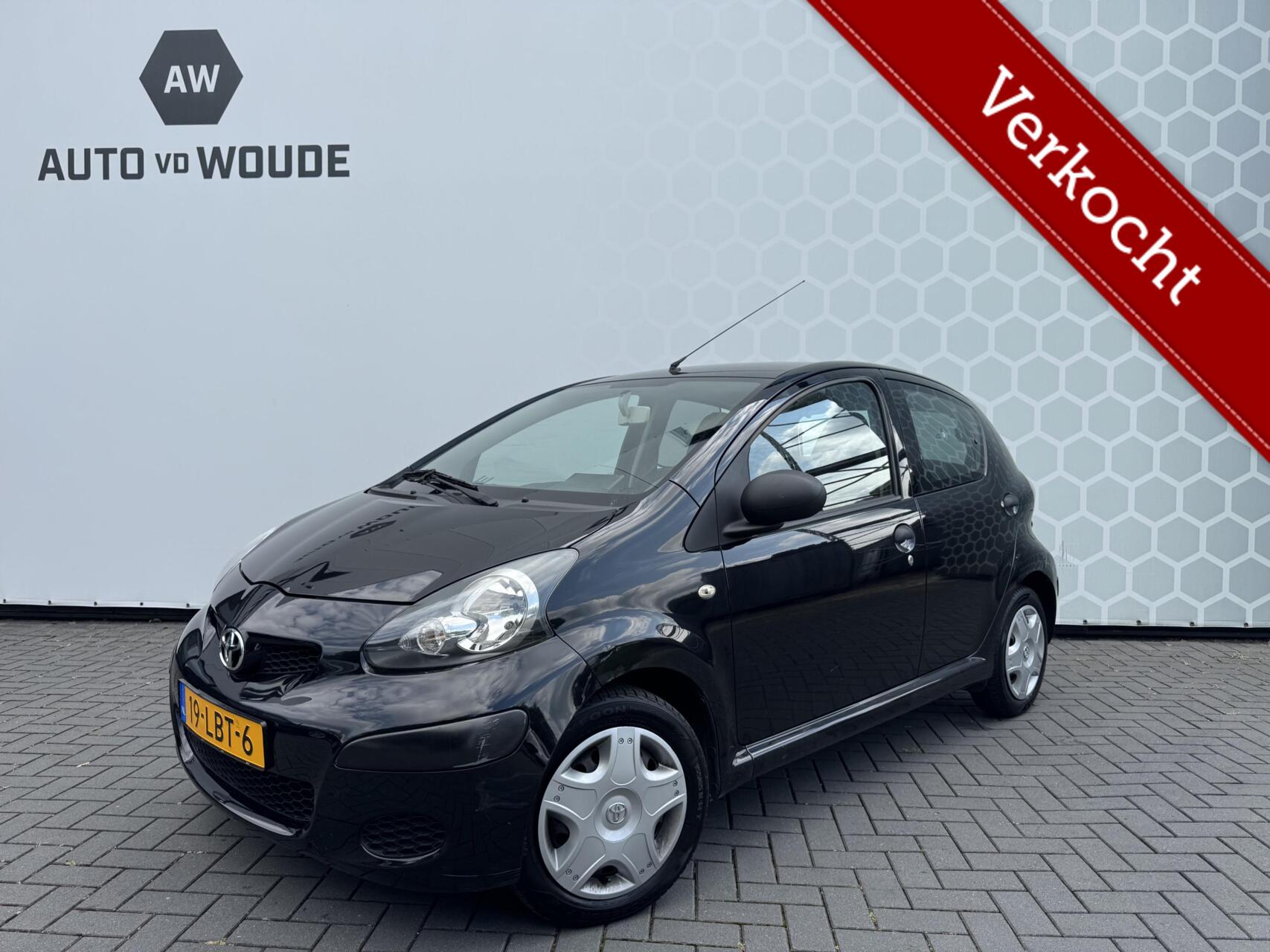 Toyota Toyota Aygo 1.0-12V Comfort Trekhaak Carplay ! 2010 - voorkant