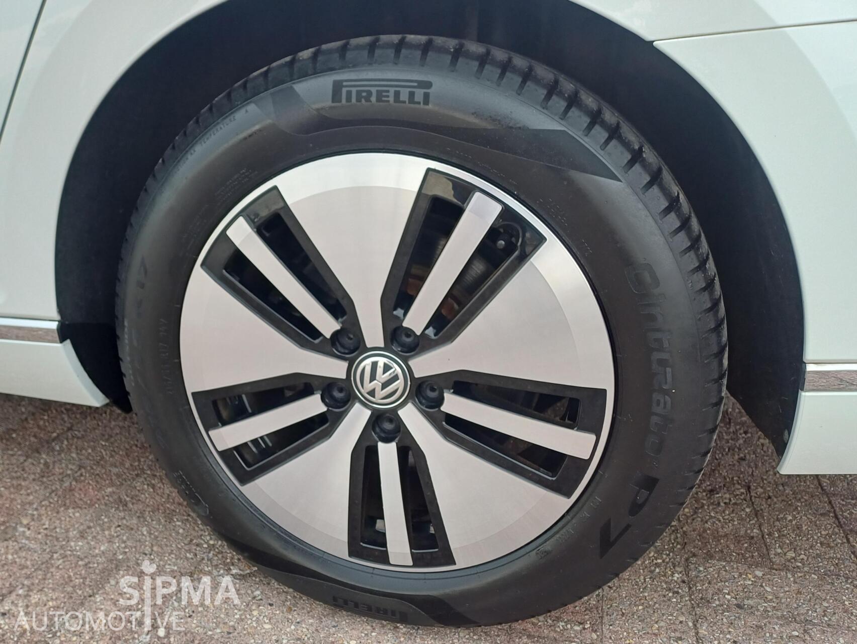 Foto van Volkswagen Passat