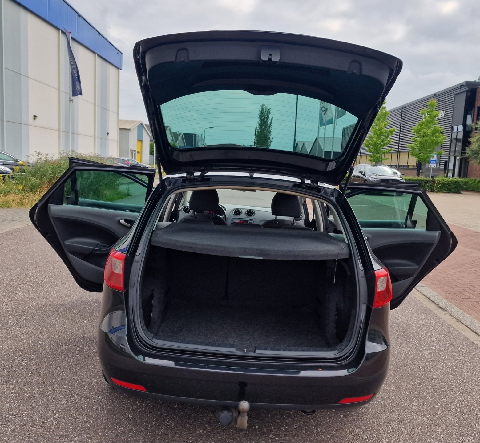 Foto van Seat Ibiza ST