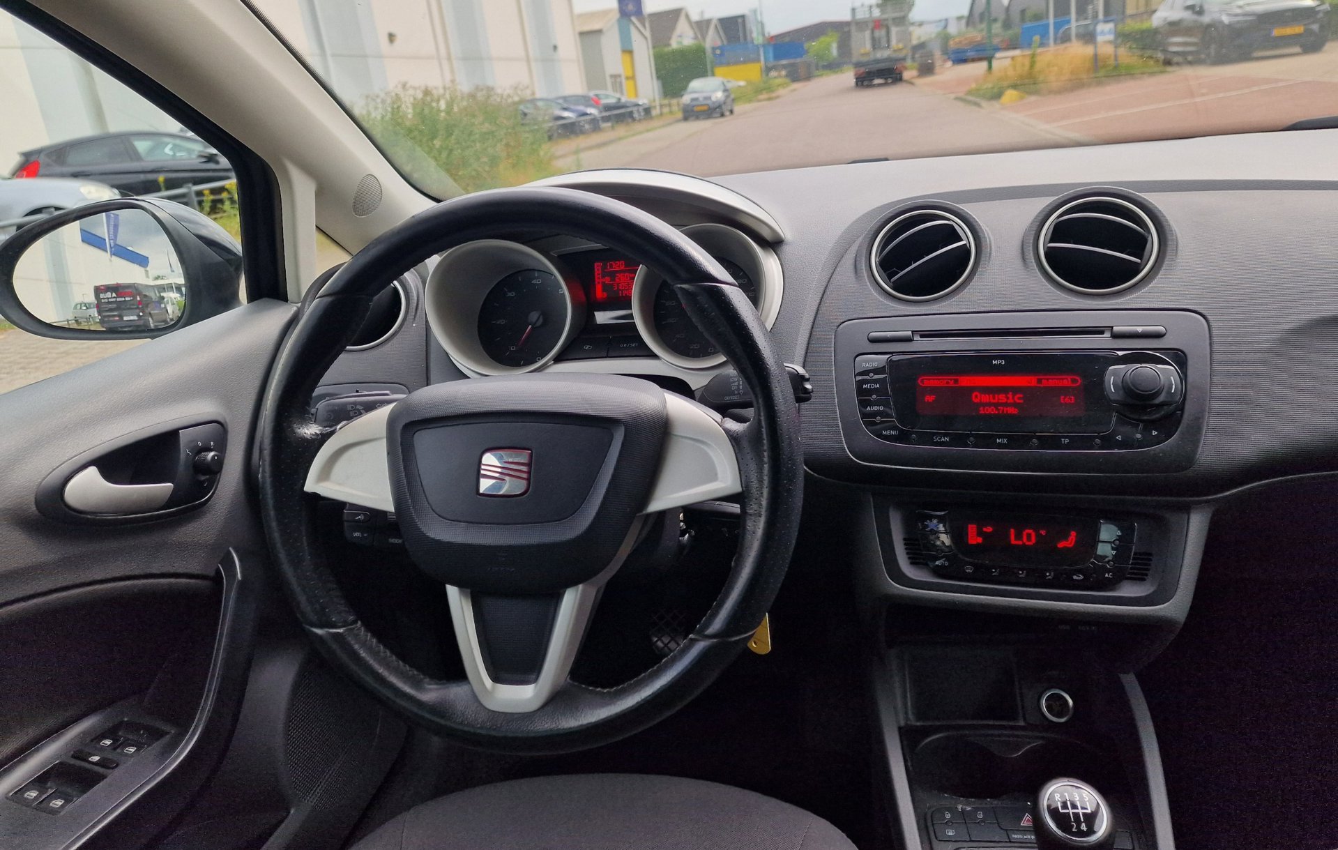 Foto van Seat Ibiza ST