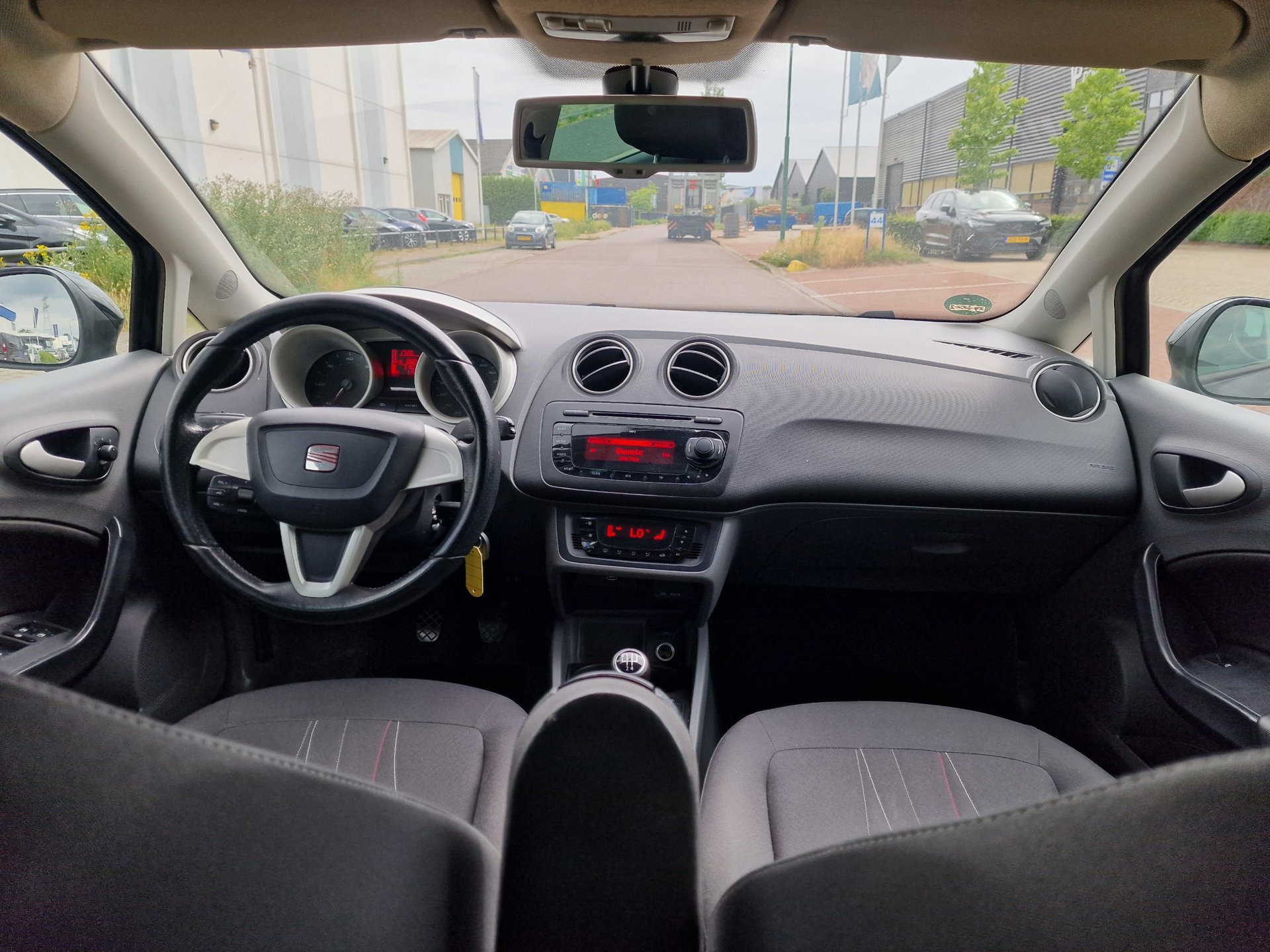 Foto van Seat Ibiza ST