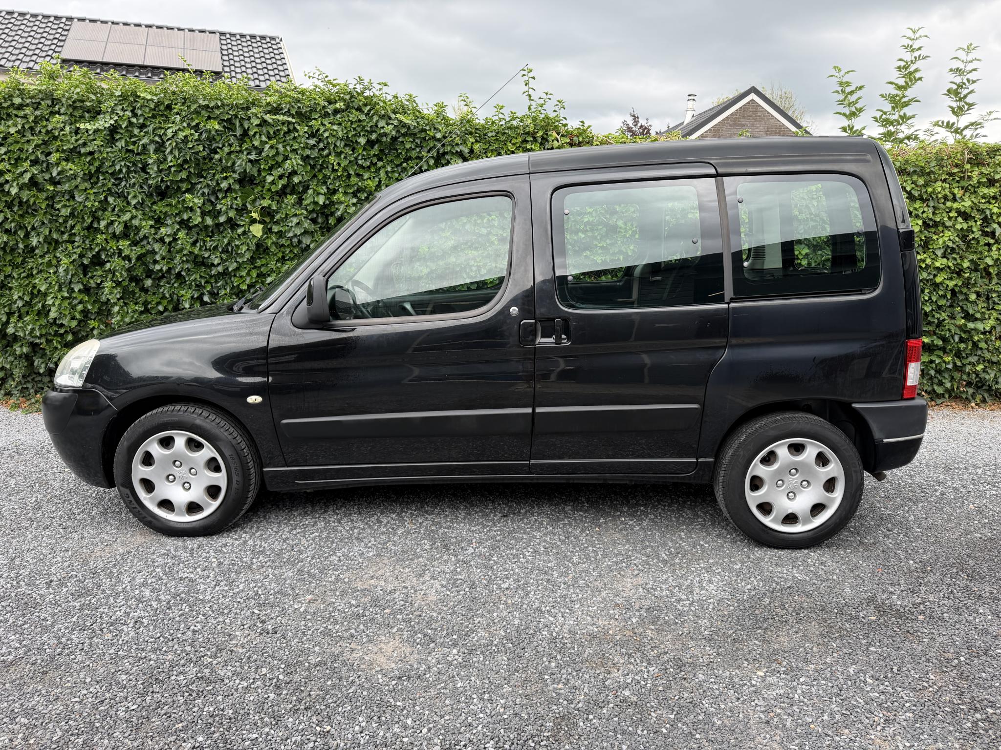 Foto van Peugeot Partner