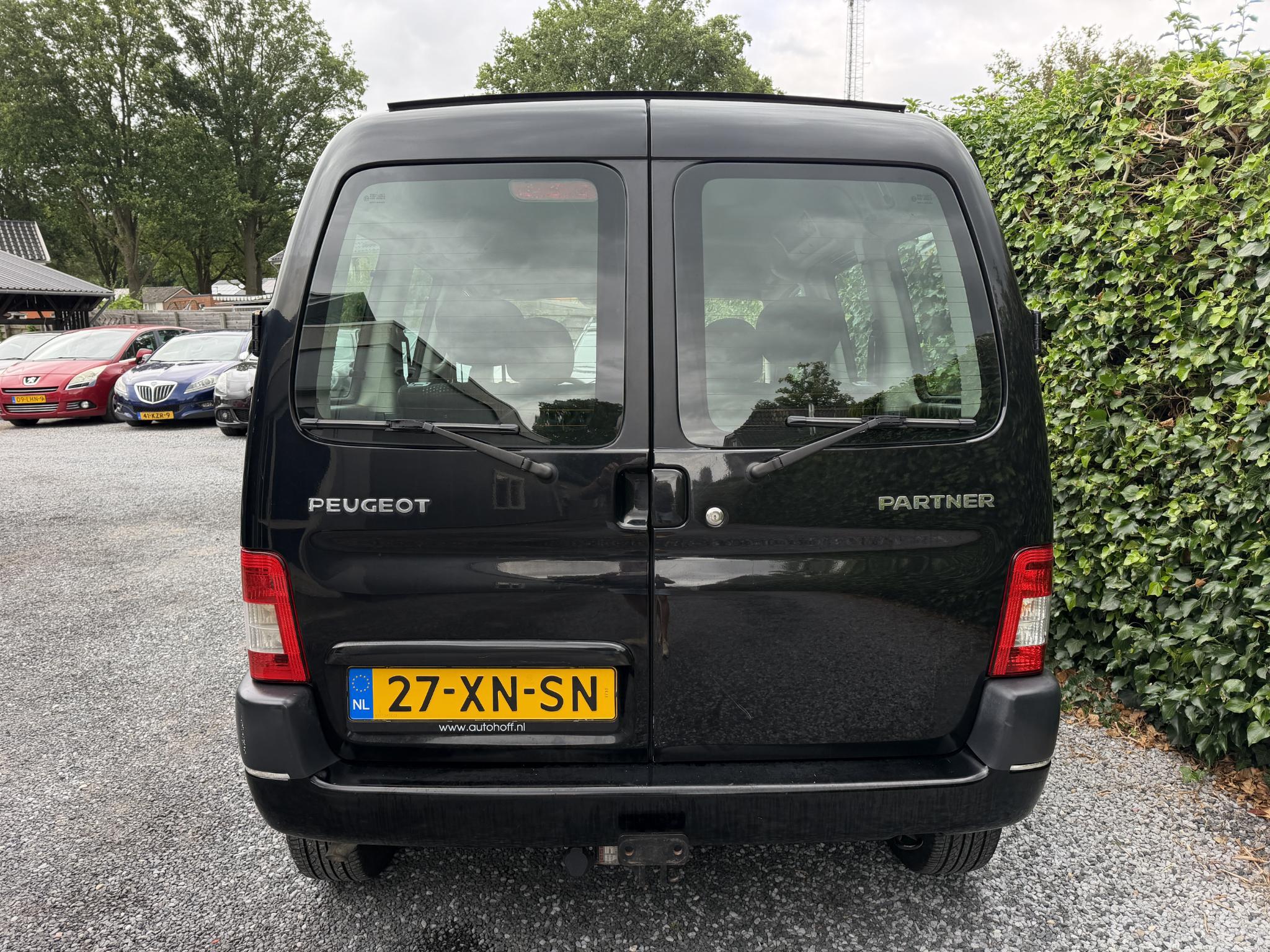 Foto van Peugeot Partner