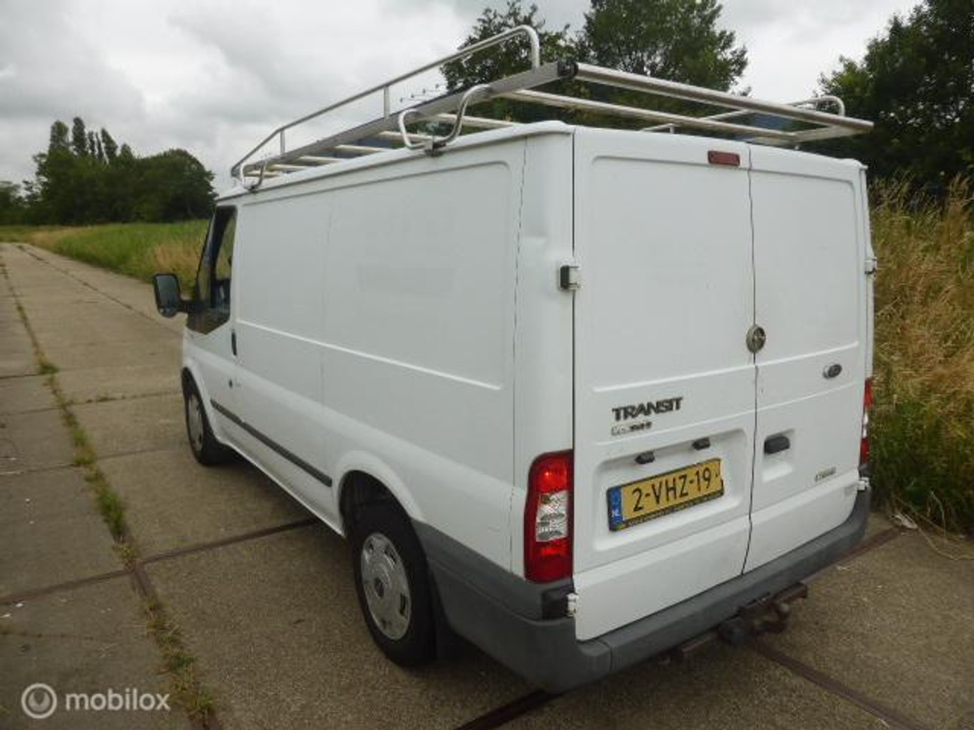 Foto van Ford Transit 260s Van 115dpf 4.36