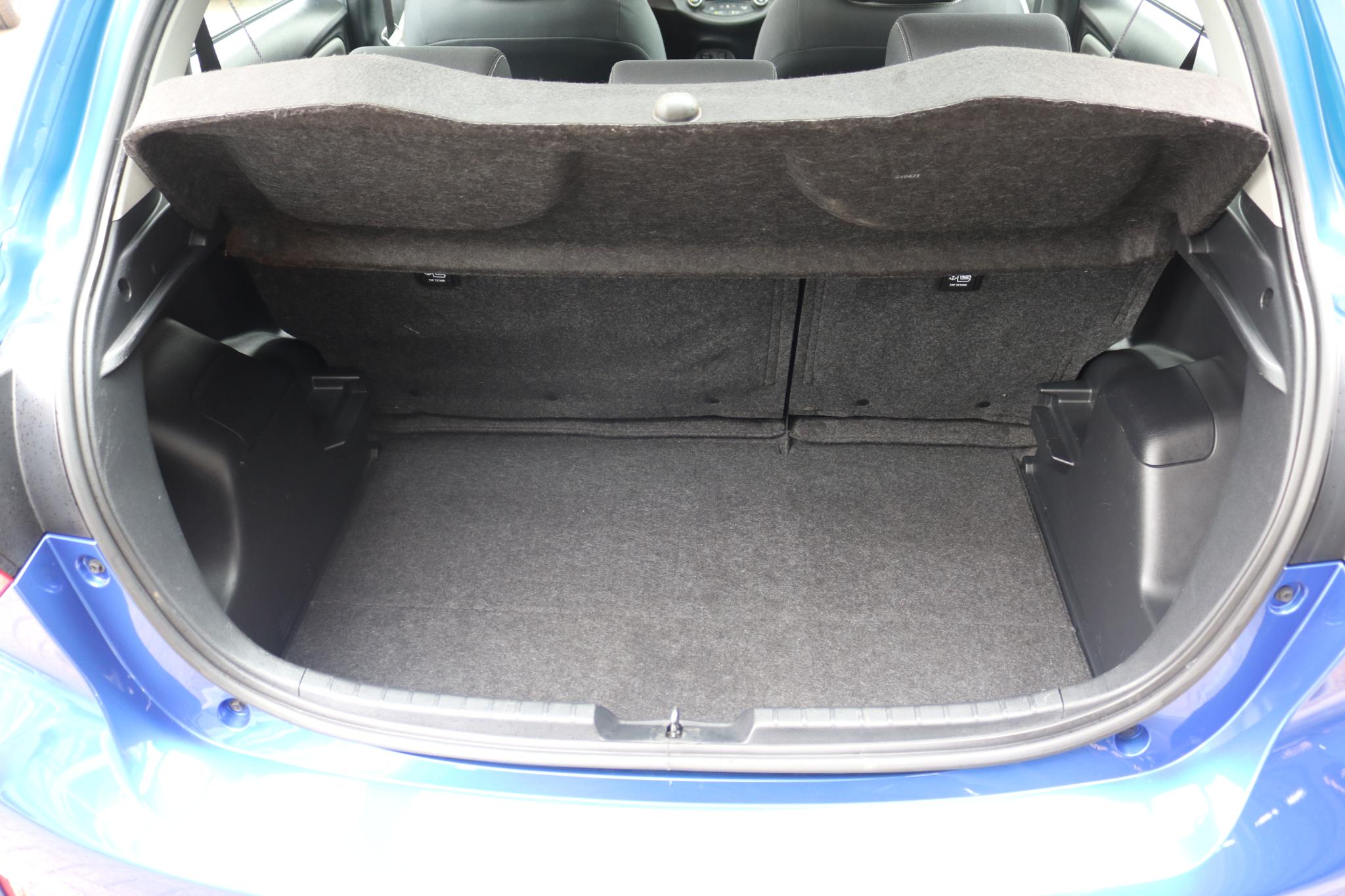 Foto van Toyota Toyota Yaris Hybrid