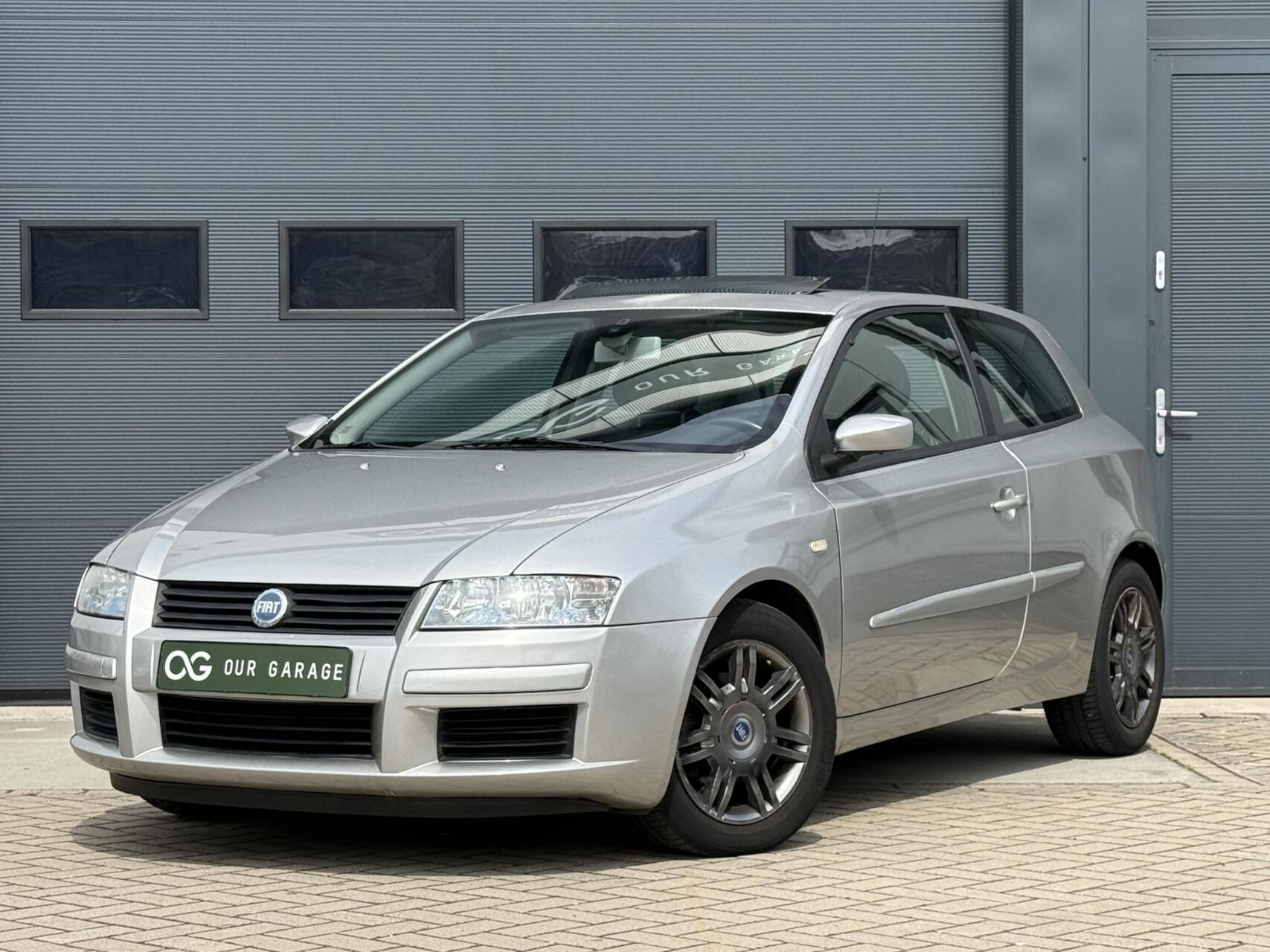Fiat Fiat Stilo 2.4-20V Abarth 170pk|Clima|Pano|NAP|Origineel NL 2002 - voorkant