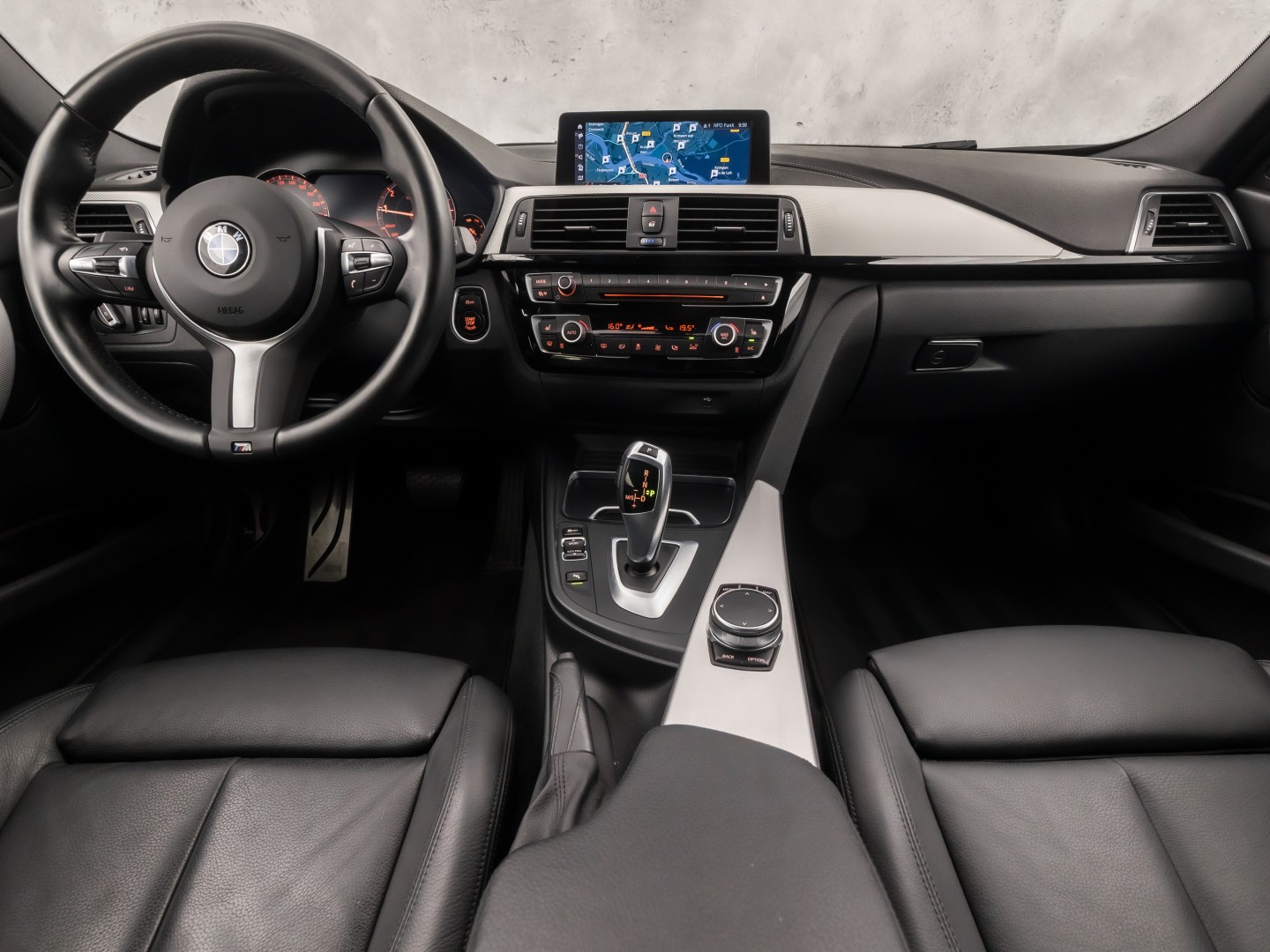 Foto van BMW 318i