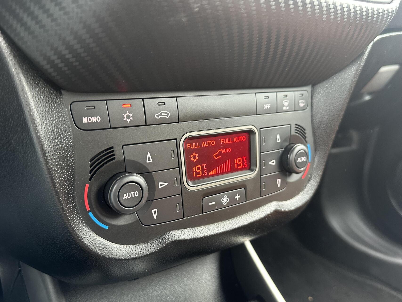 Foto van Alfa Romeo Alfa Mito