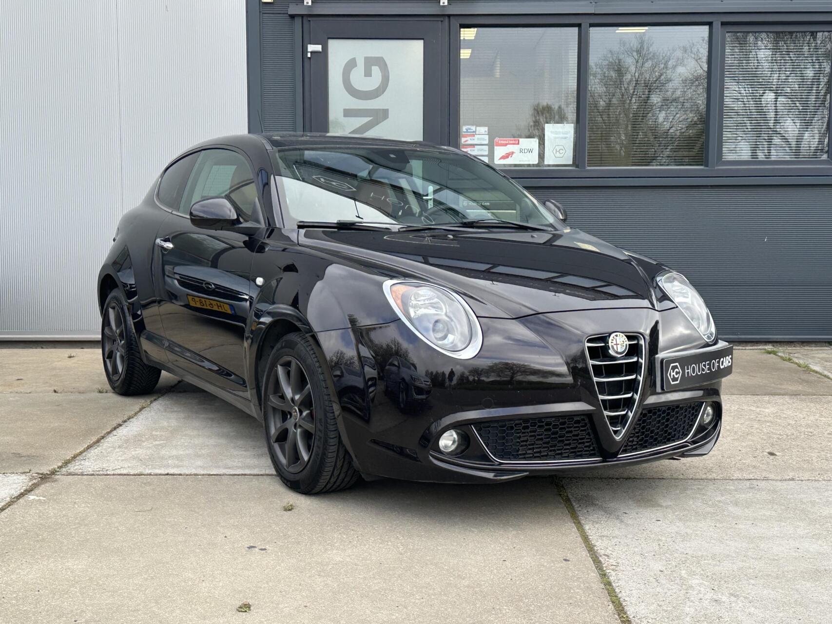 Alfa Romeo Alfa Mito 0.9 TwinAir Esclusivo Clima Cruise Leder NAP 2014 - voorkant