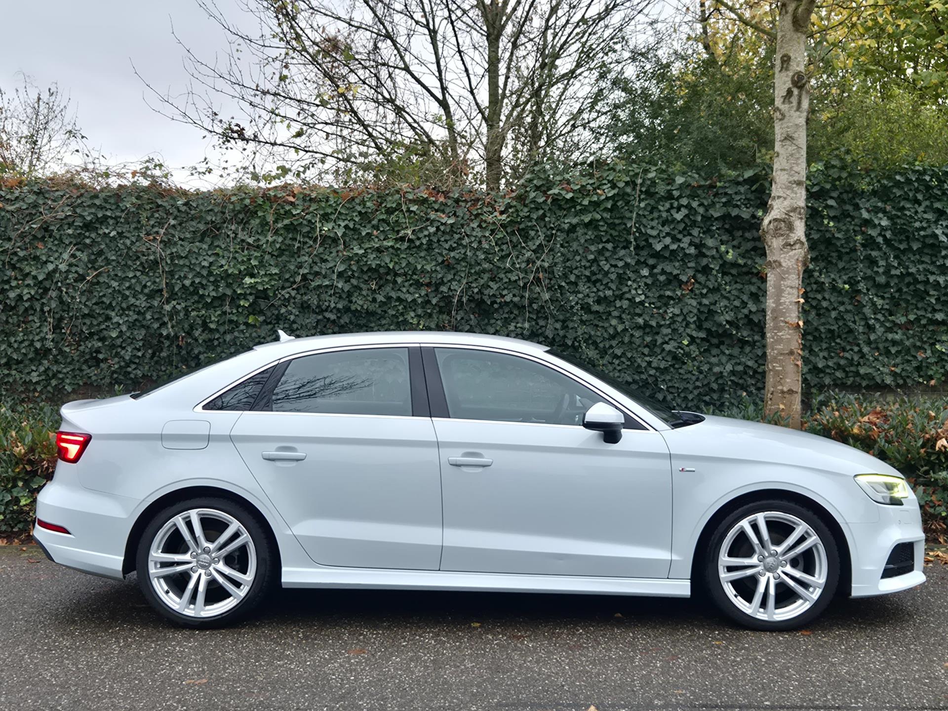 Foto van Audi A3 Limousine