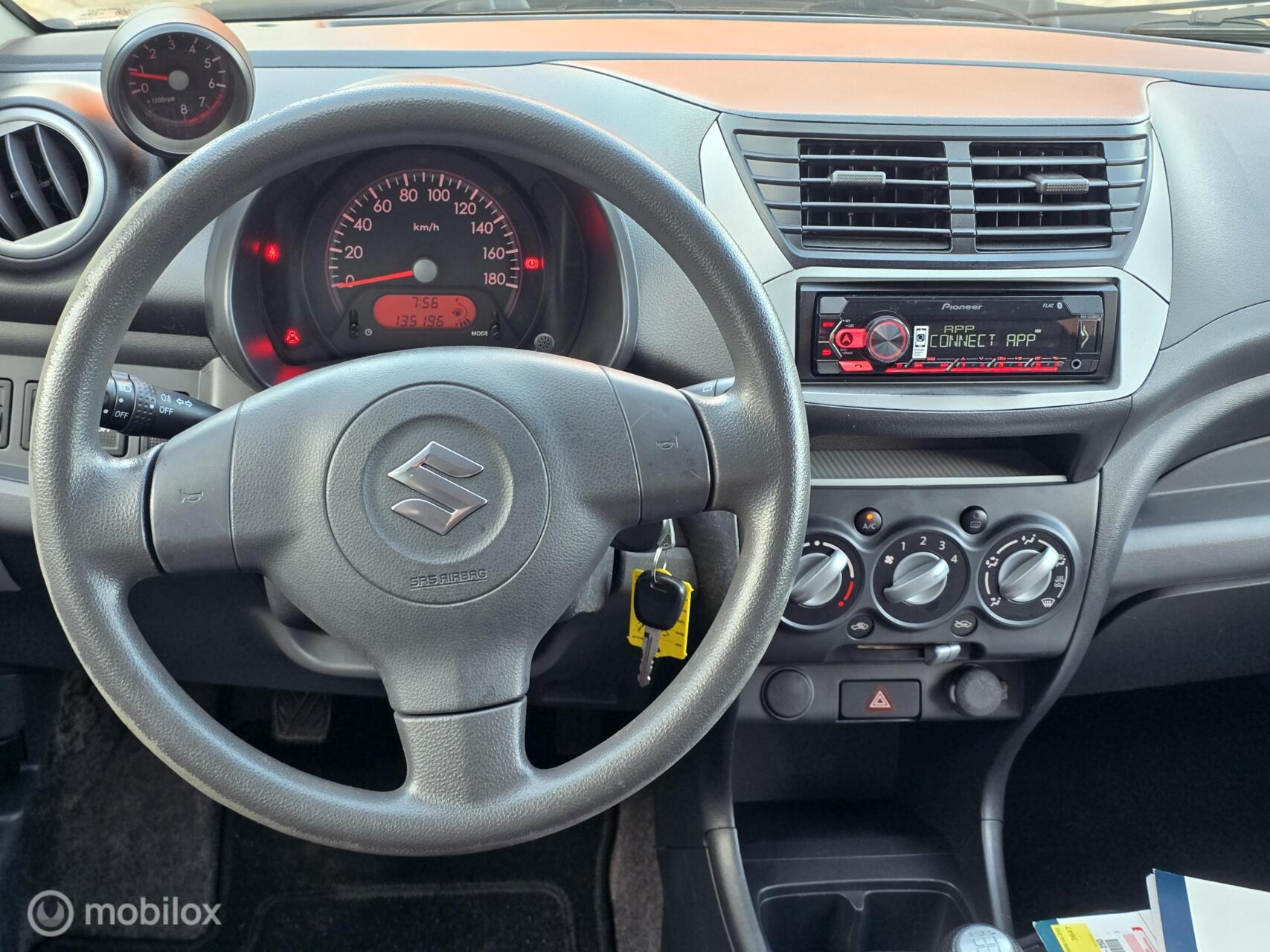 Foto van Suzuki Alto