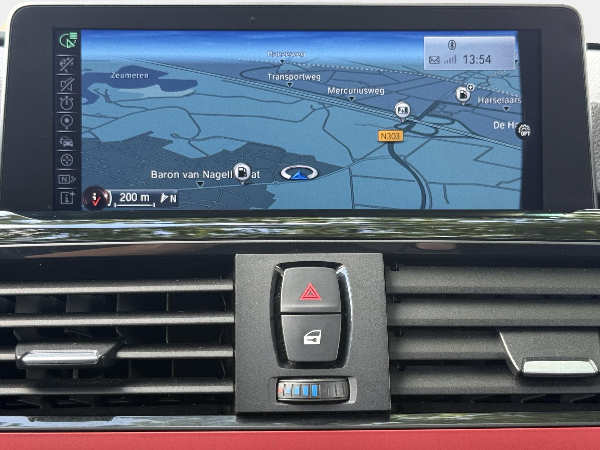 Foto van BMW 320i