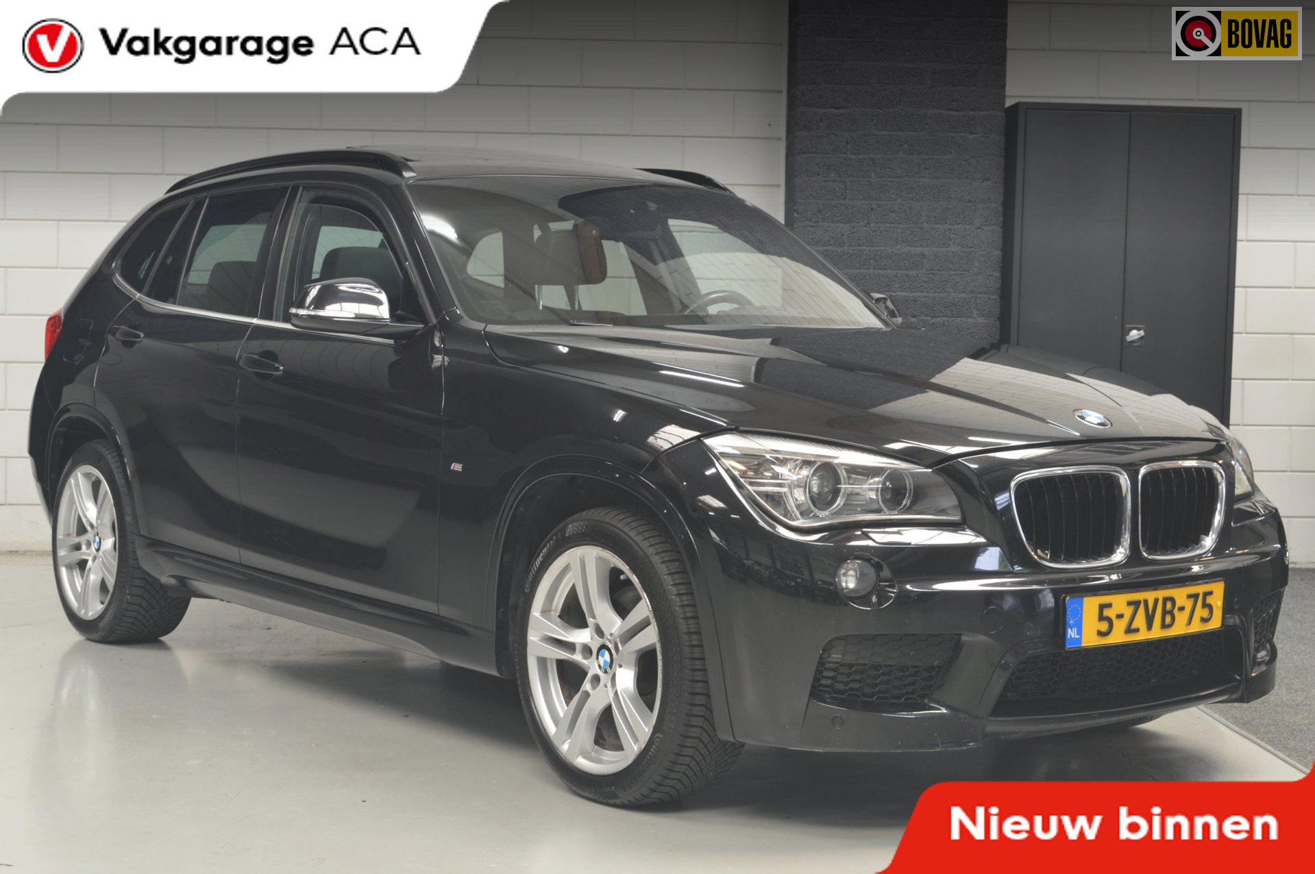 BMW X1 Sdrive20i SDrive20i High Executive // PANO // NAVI // LEDER // M-PAKKET // TREKHAAK // 2015 - voorkant