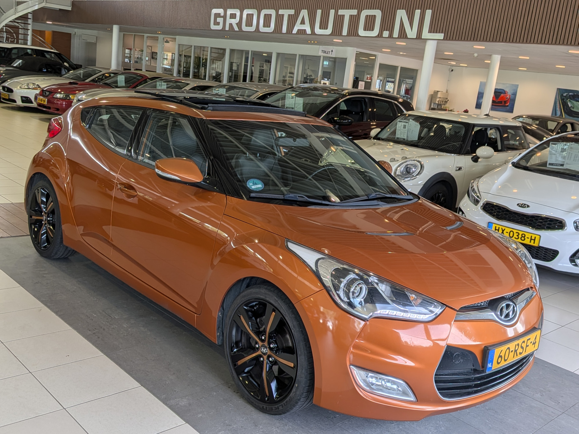 Foto van HYUNDAI VELOSTER