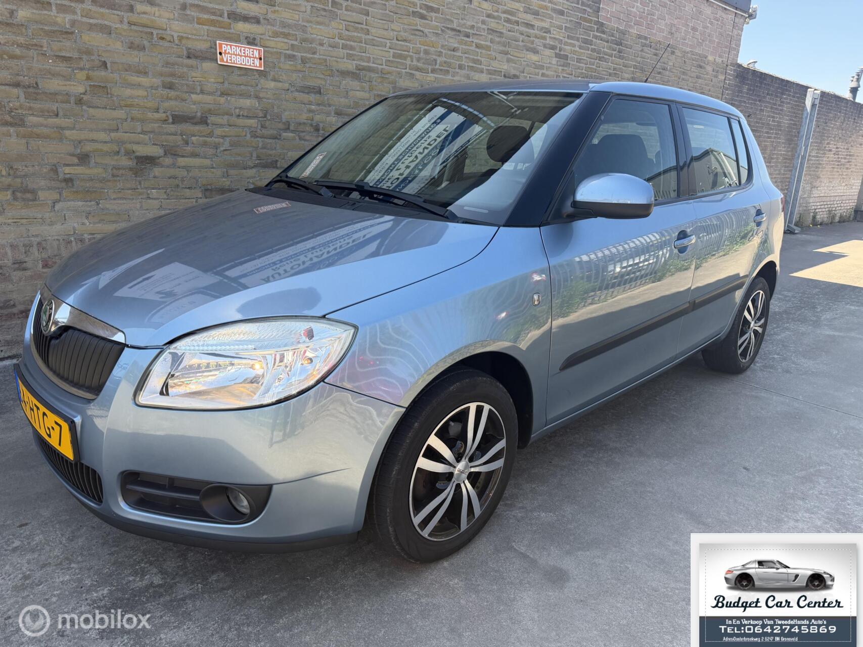 Skoda Fabia 1.4-16V Ambiente, Airco, PDC, 4-seizoenenbanden, NAP 2009 - voorkant