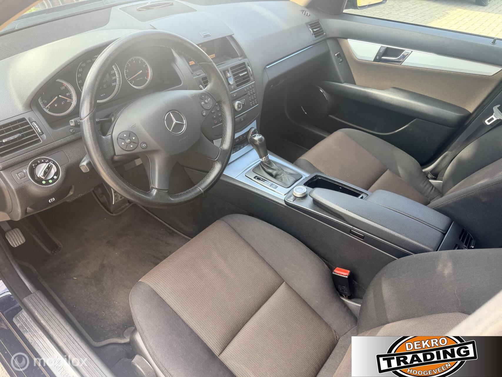 Foto van Mercedes-Benz C 180 Kompressor