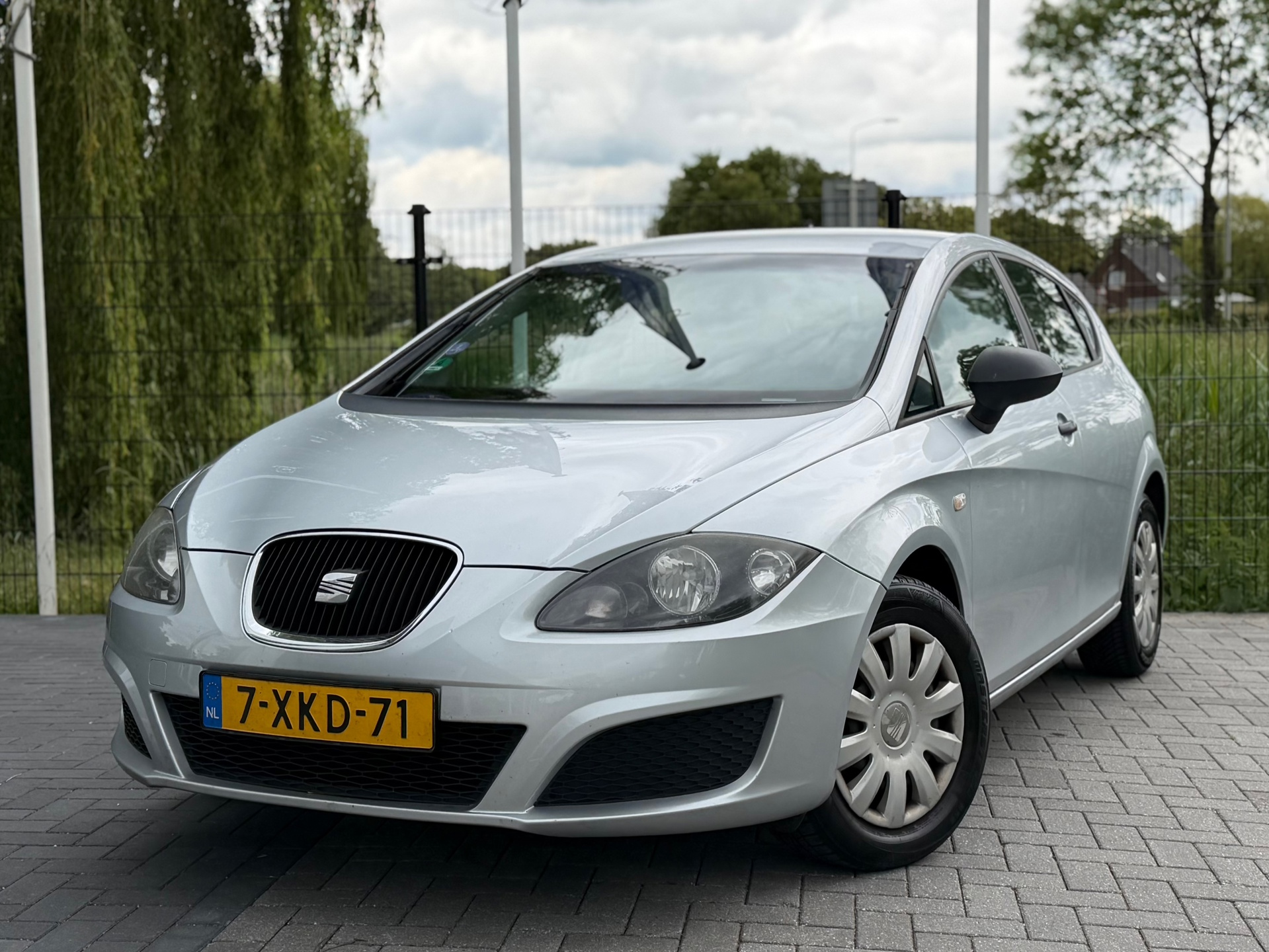 Seat Leon 1.4 2010 - voorkant