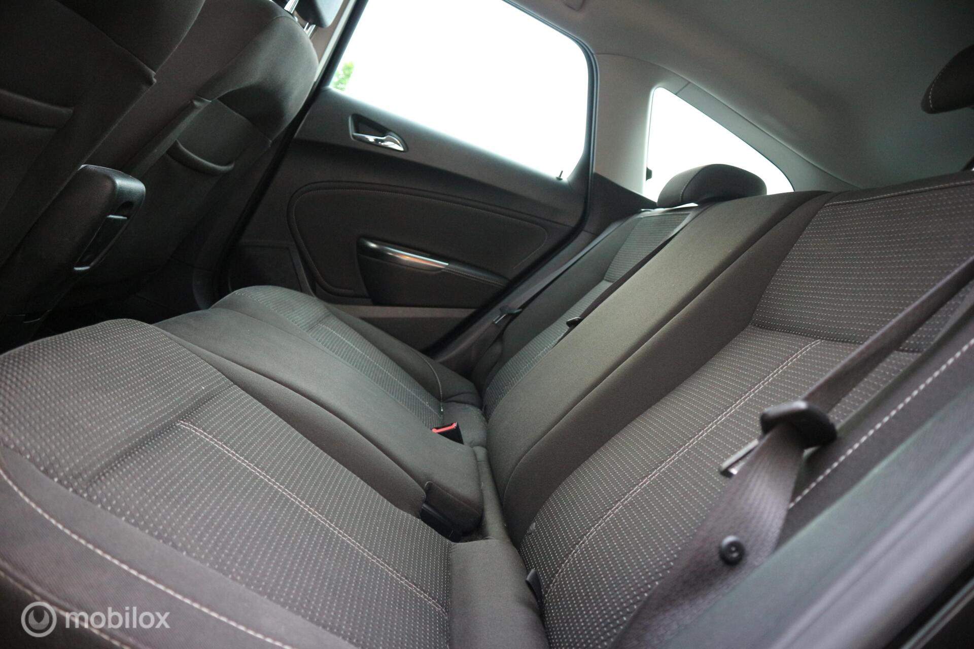 Foto van Opel Astra Sports Tourer