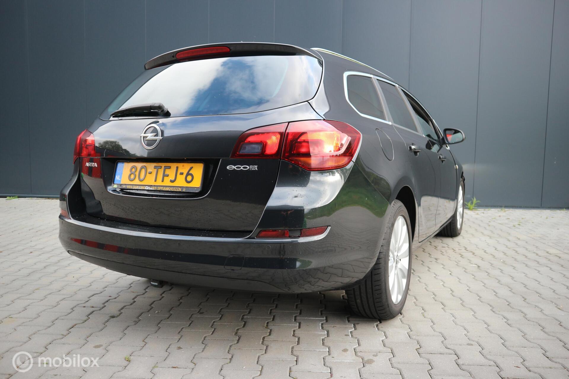 Foto van Opel Astra Sports Tourer