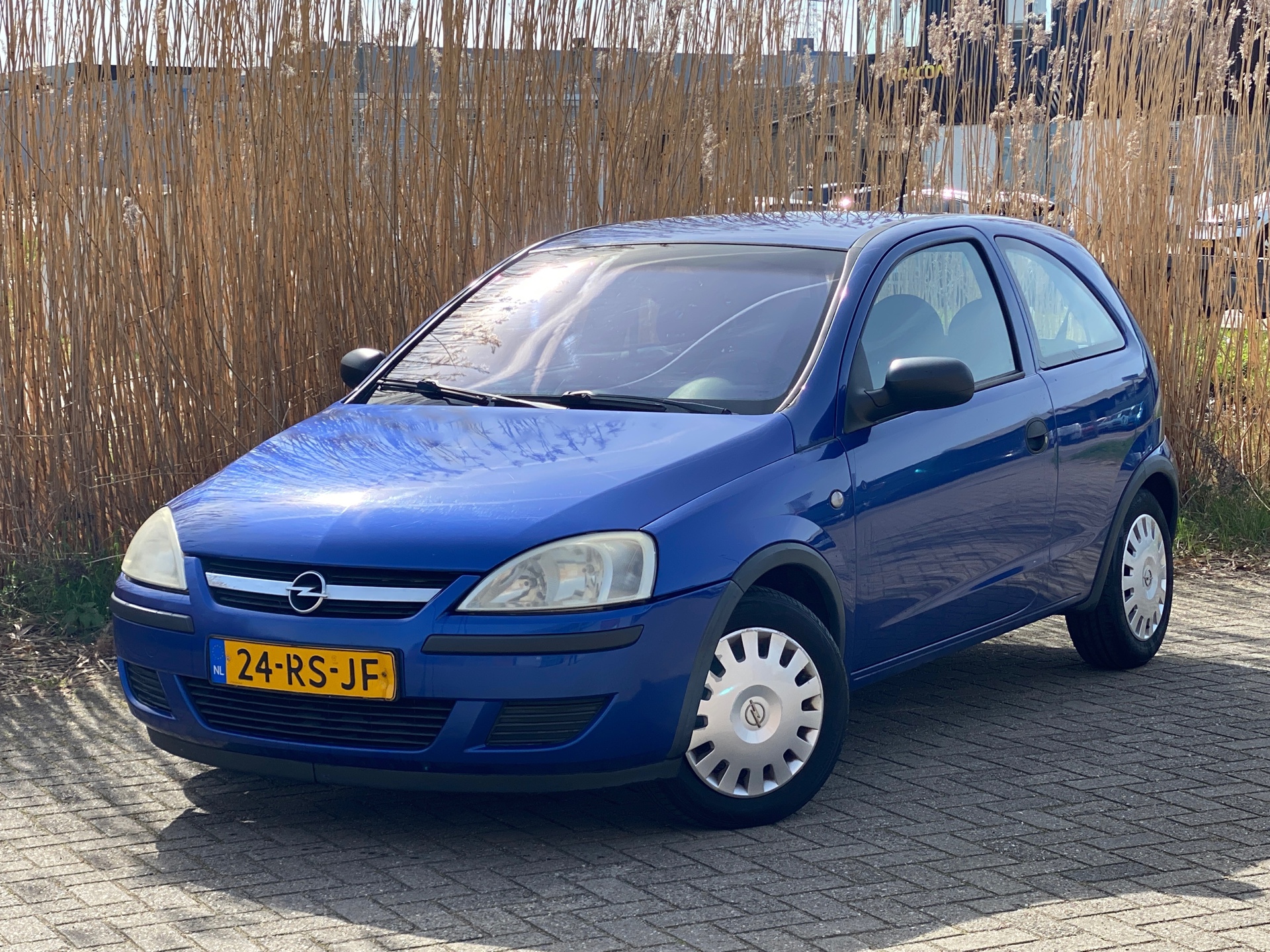 Opel Corsa-c 1.2-16V Rhythm Airco Elektrische Ramen Nieuwe Apk 2005 - voorkant
