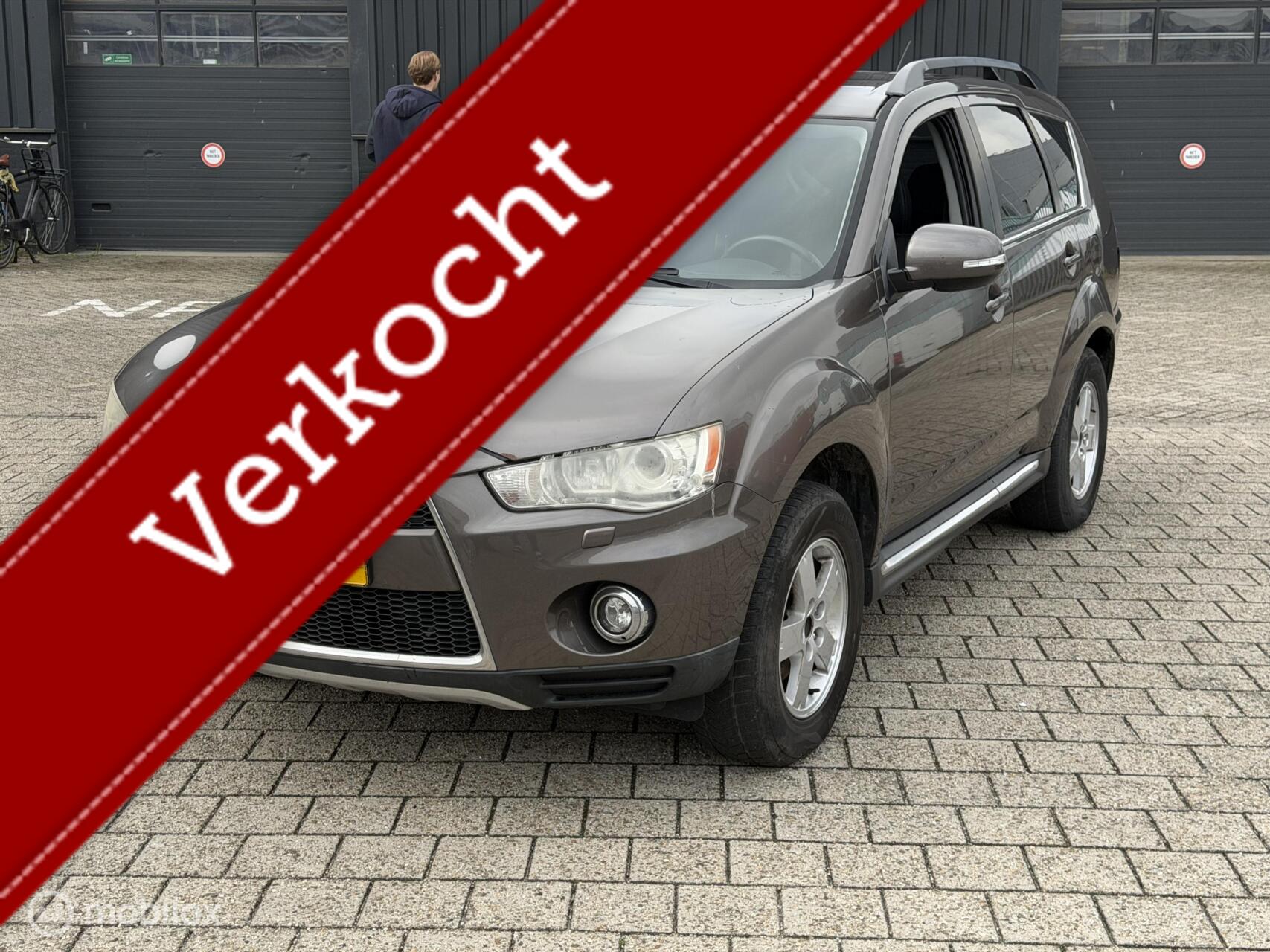 Mitsubishi Mitsubishi Outlander 2.2 D * MOTOR PROBLEM / EXPORTPRIJS 2012 - voorkant