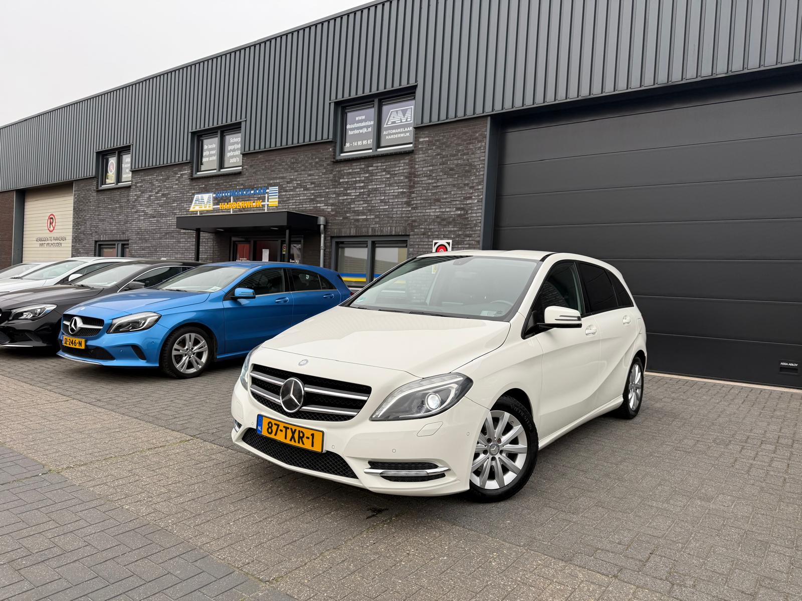 Foto van Mercedes-Benz B 180