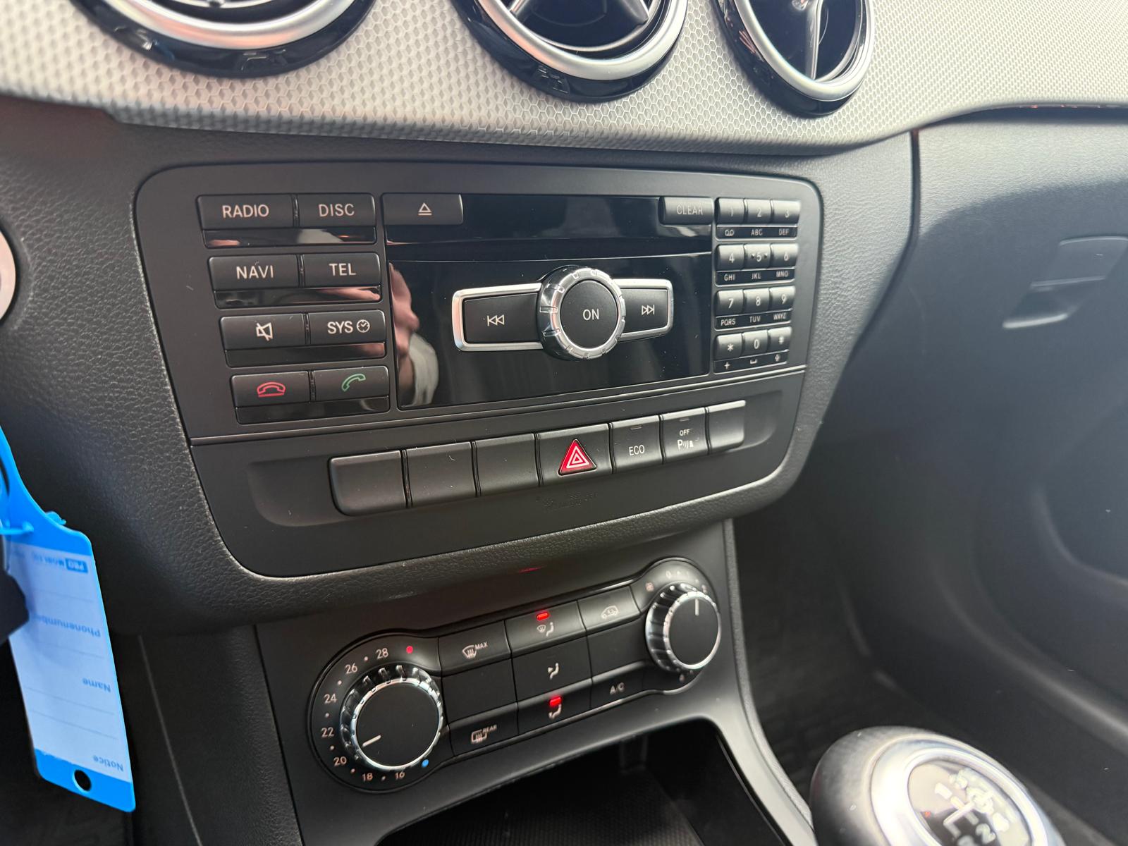 Foto van Mercedes-Benz B 180