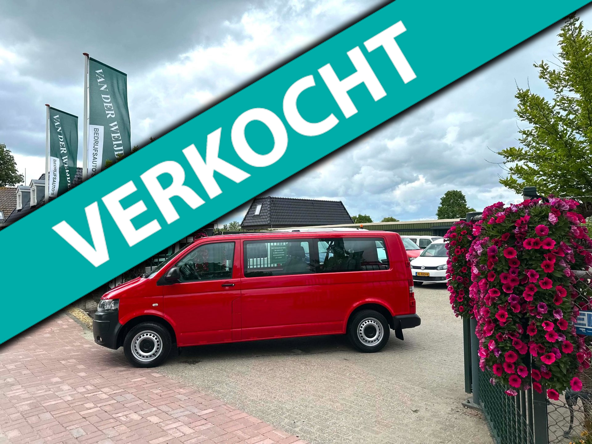 Volkswagen Kombi 2.0 TDI L2H1 9 PERSOONS AUTOMAAT MARGE 2015 - voorkant