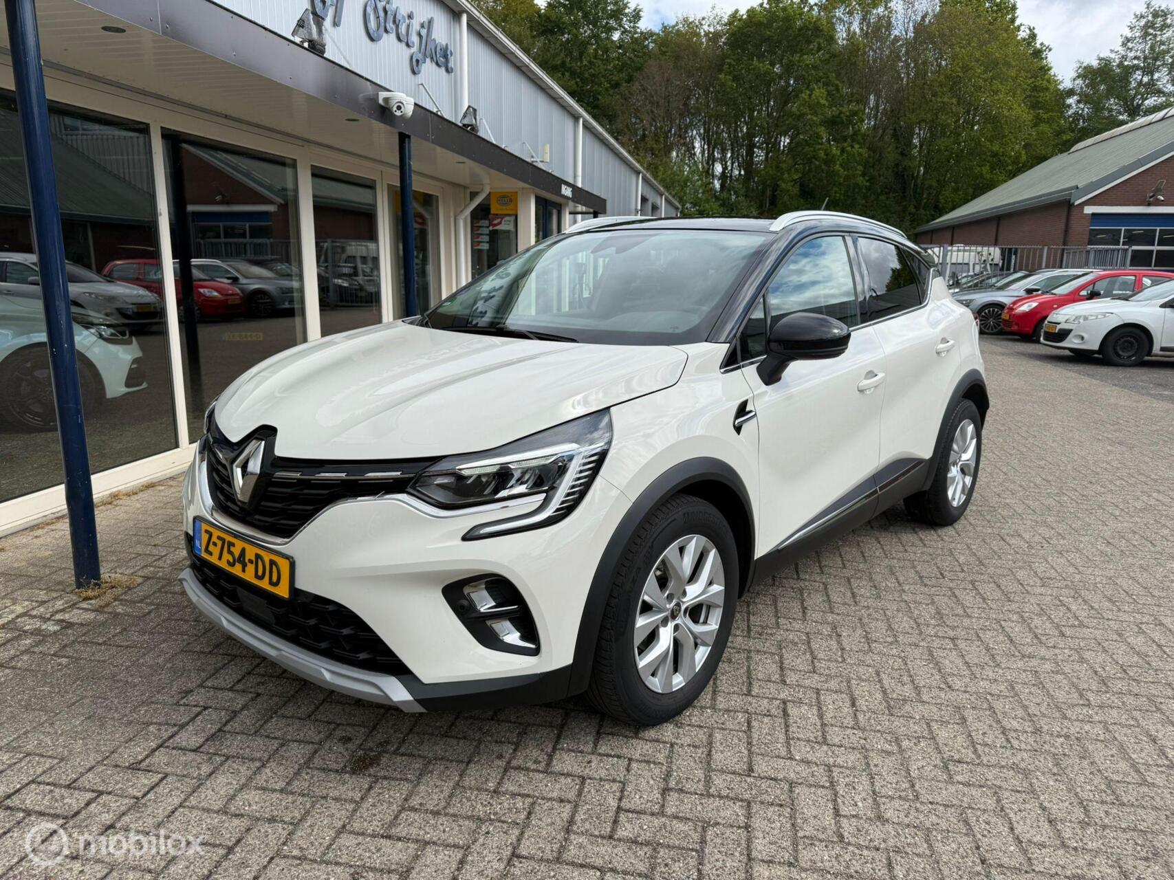 Renault Captur 1.3 TCe 130 Intens 2020 - voorkant