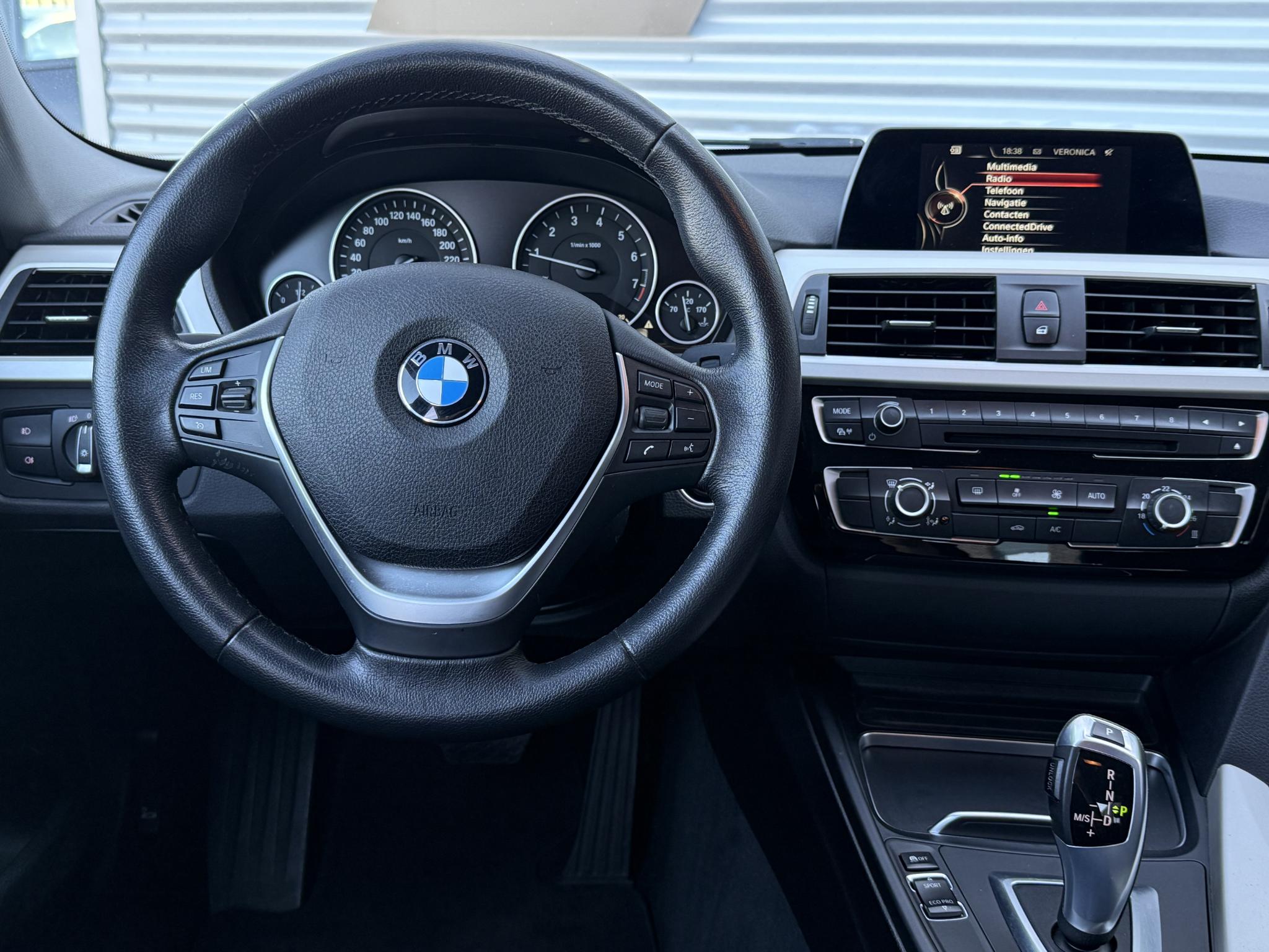 Foto van BMW 318i