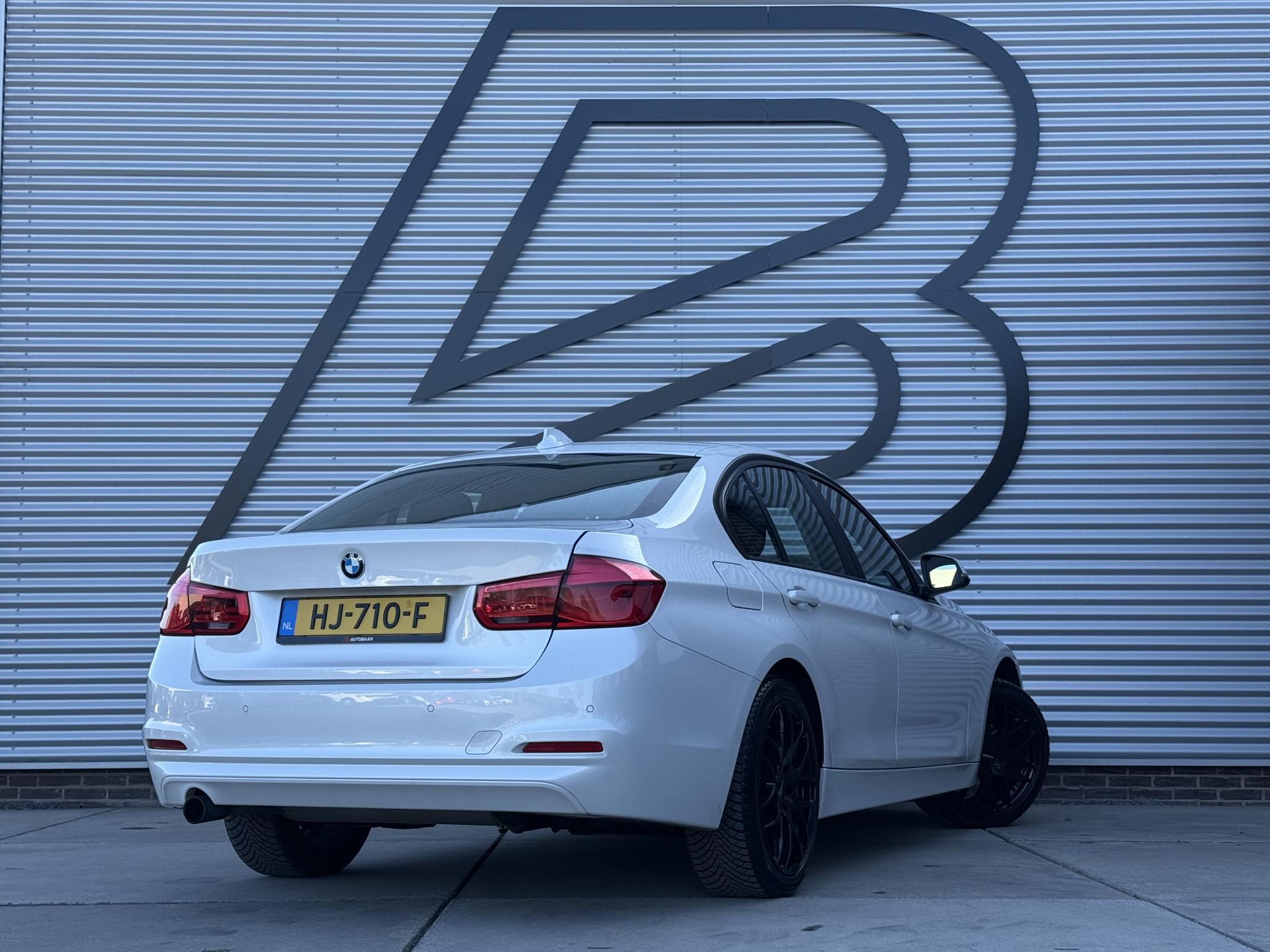 Foto van BMW 318i