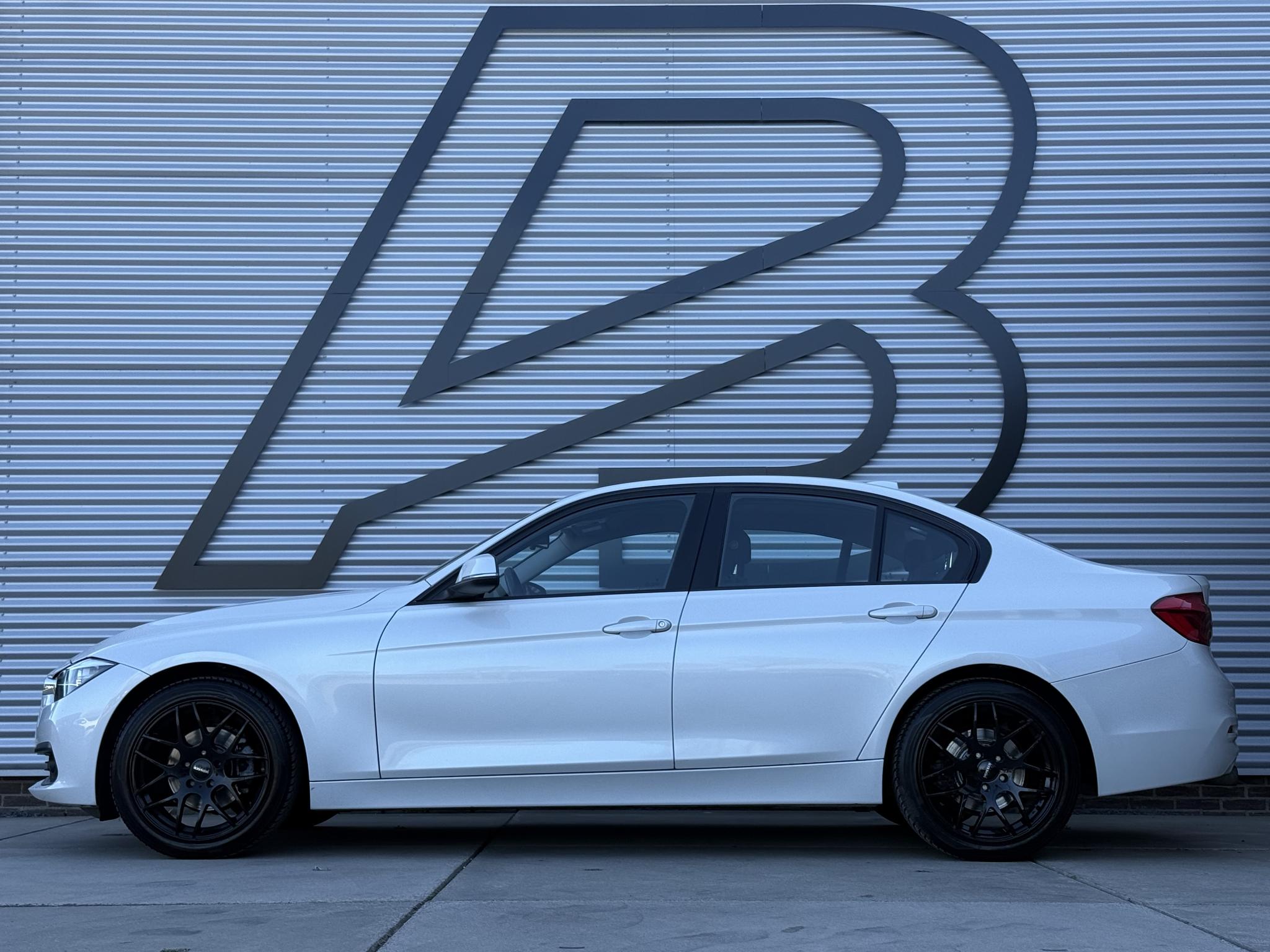 Foto van BMW 318i