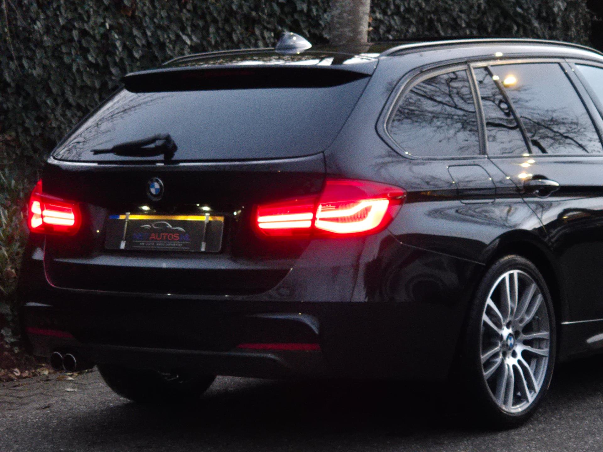 Foto van BMW 320i xDrive