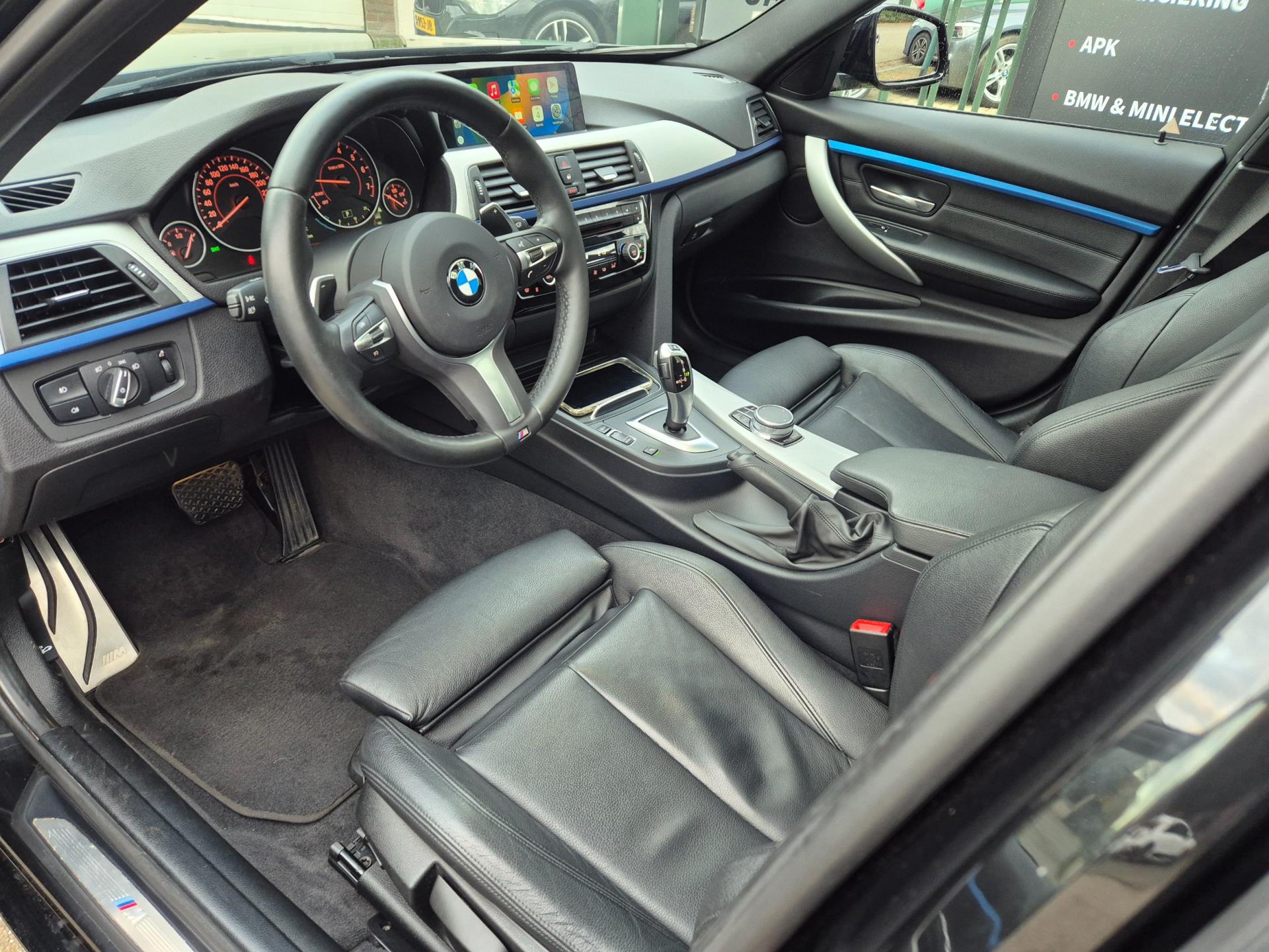 Foto van BMW 320i xDrive