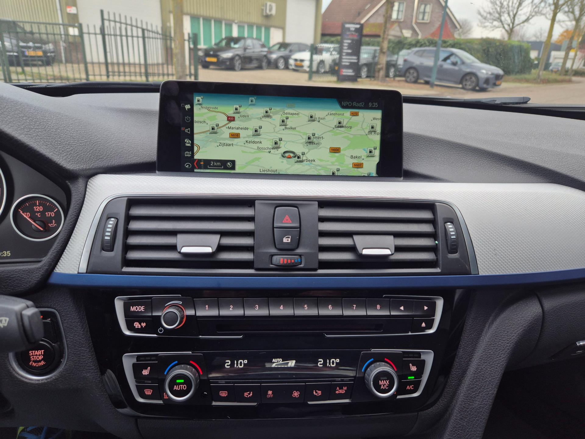 Foto van BMW 320i xDrive