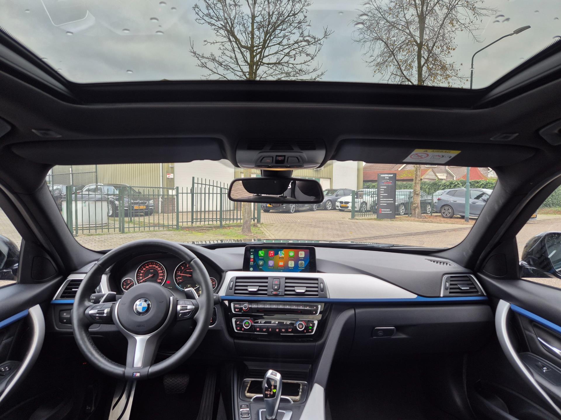 Foto van BMW 320i xDrive