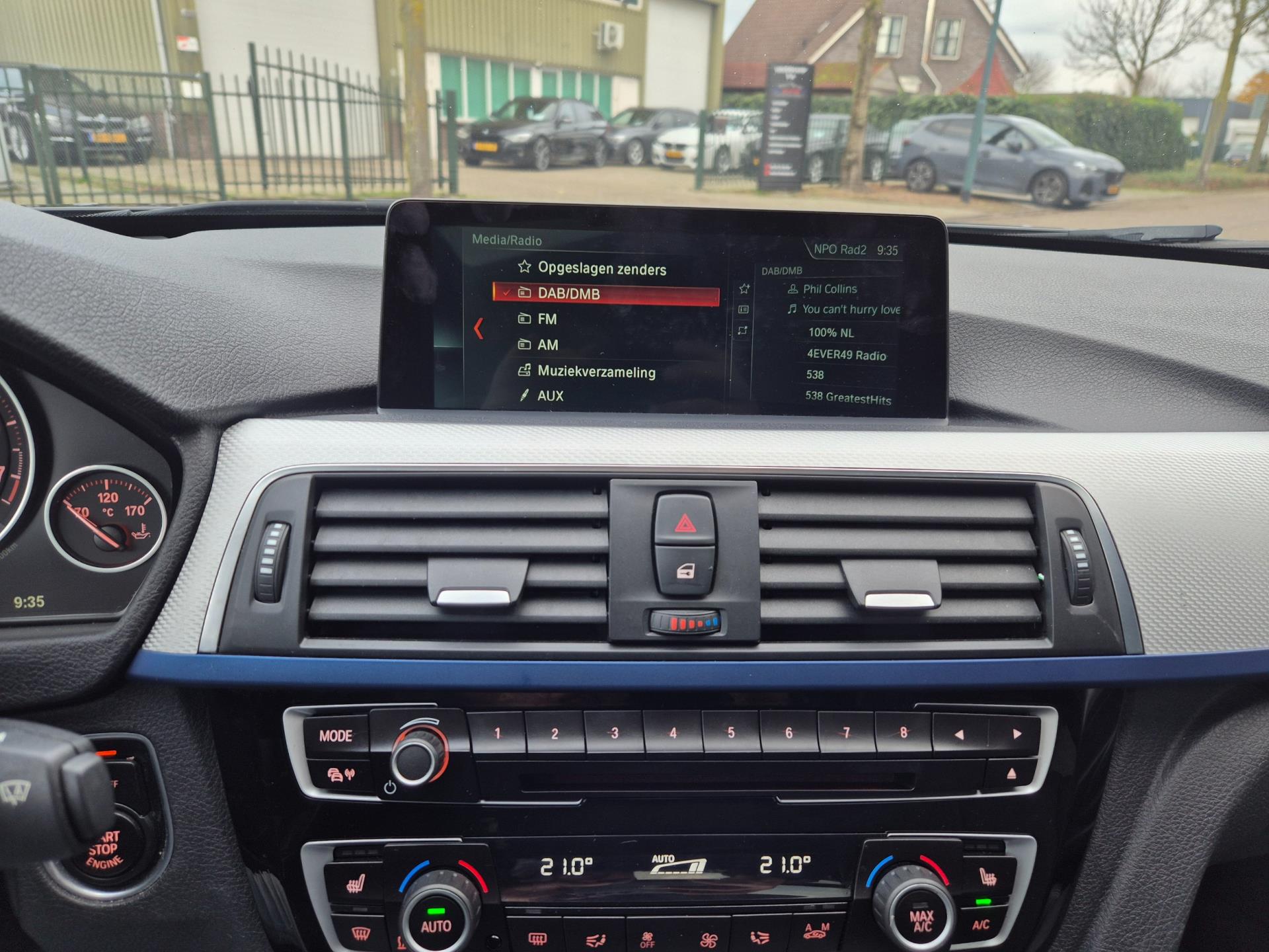 Foto van BMW 320i xDrive