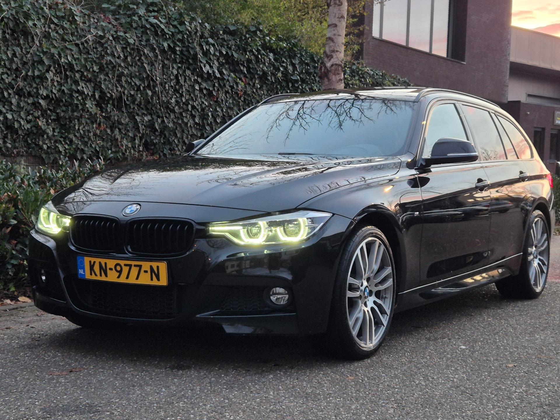 Foto van BMW 320i xDrive