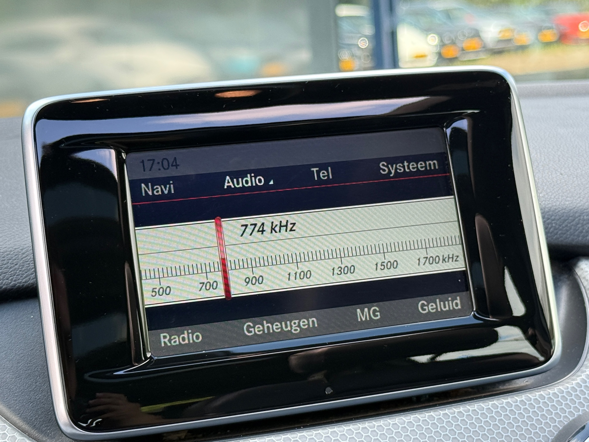 Foto van Mercedes-Benz B 180
