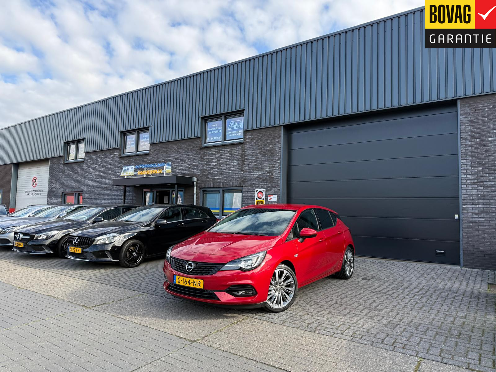 Opel Astra 1.2 Launch Elegance 2019 - voorkant